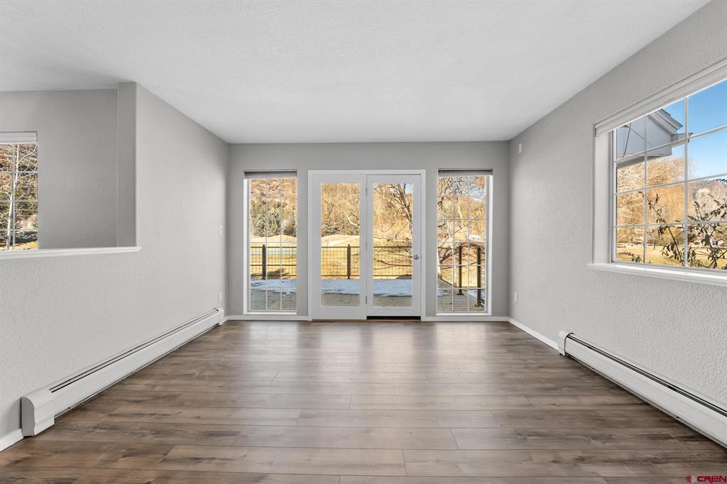 300 Horse Thief Lane