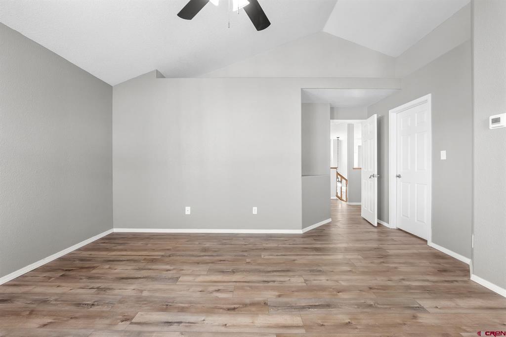 300 Horse Thief Lane