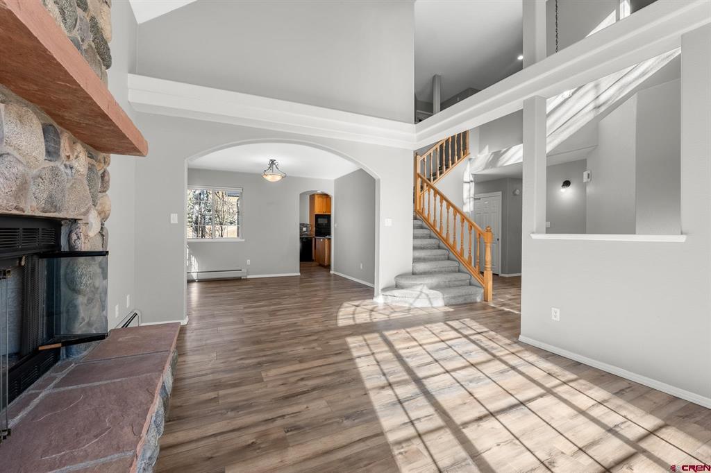 300 Horse Thief Lane