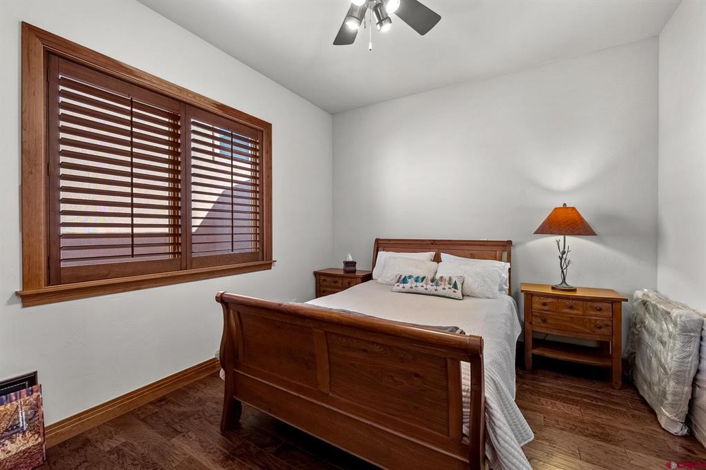 44 Mid Iron Court