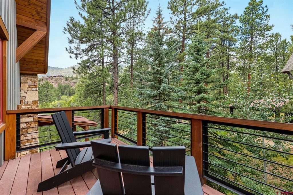 80 Royal Elk Trail