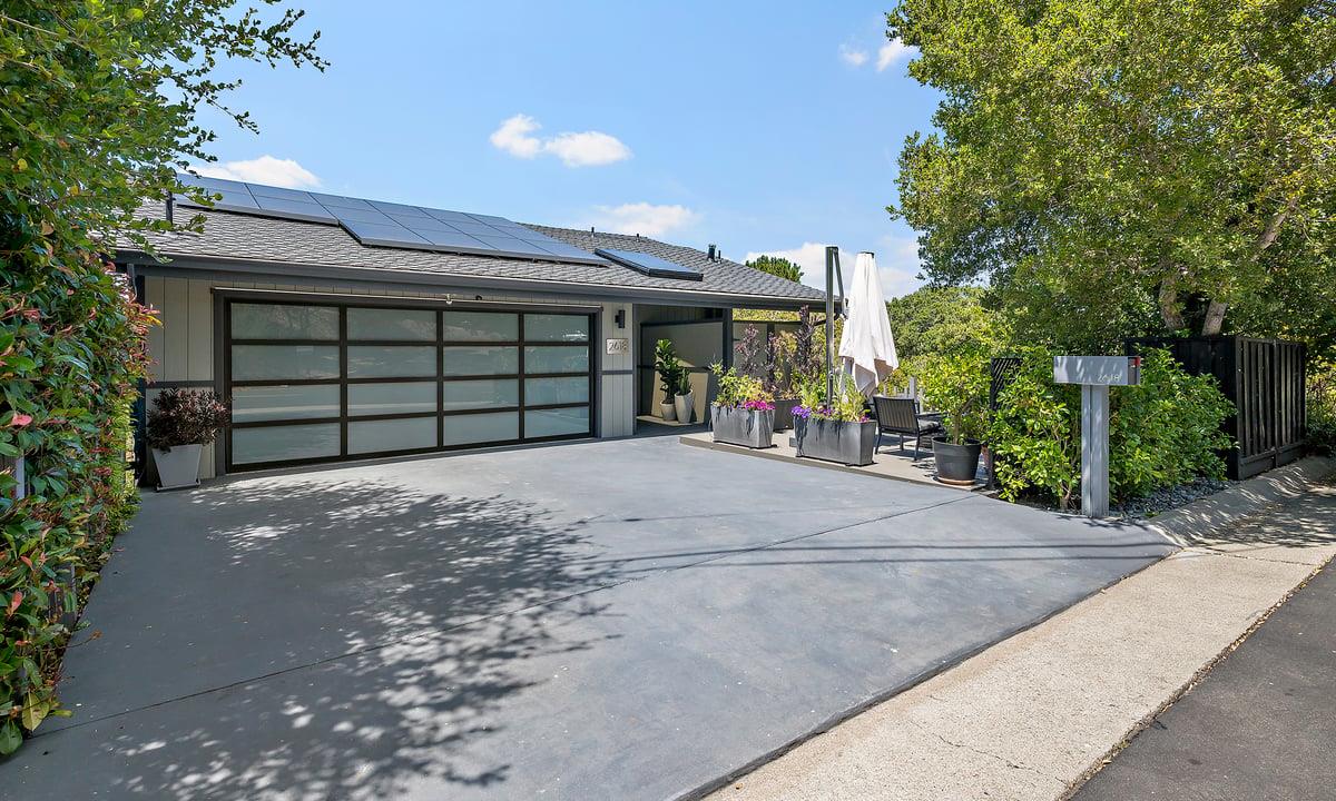 2618 Canyon Road