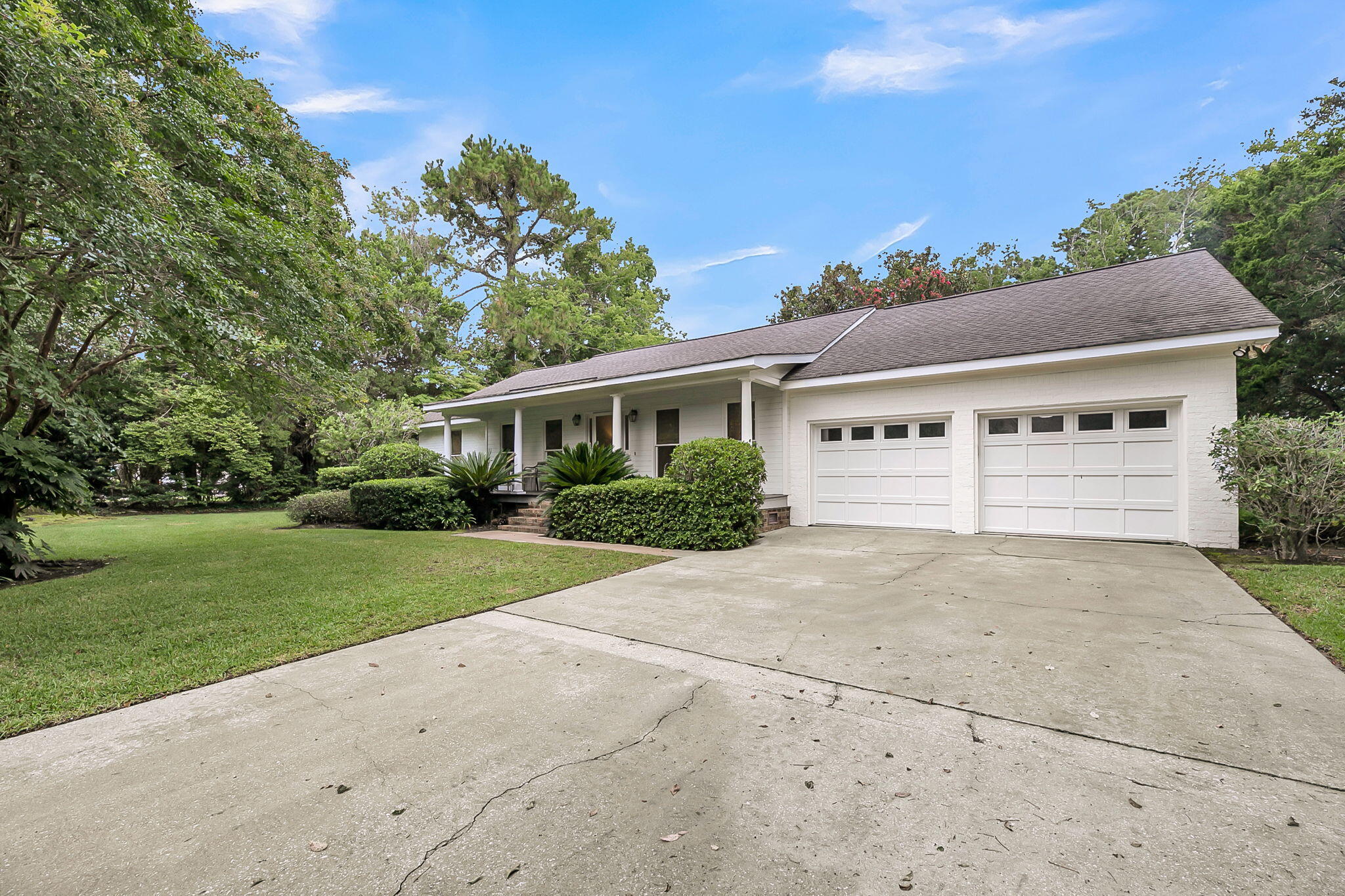 881 Kushiwah Creek Drive, Charleston