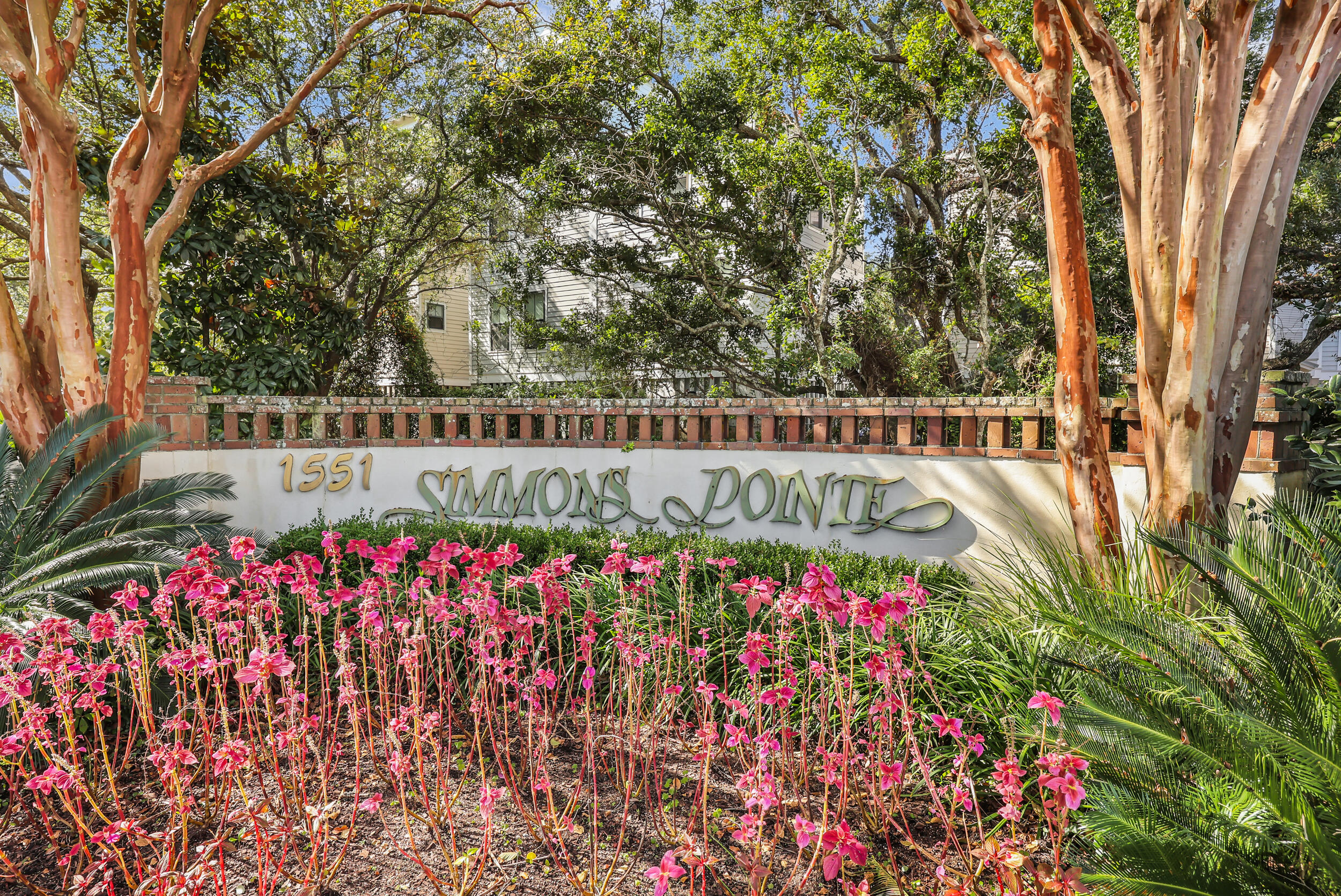 1551 Ben Sawyer Boulevard # J Unit: 2-J