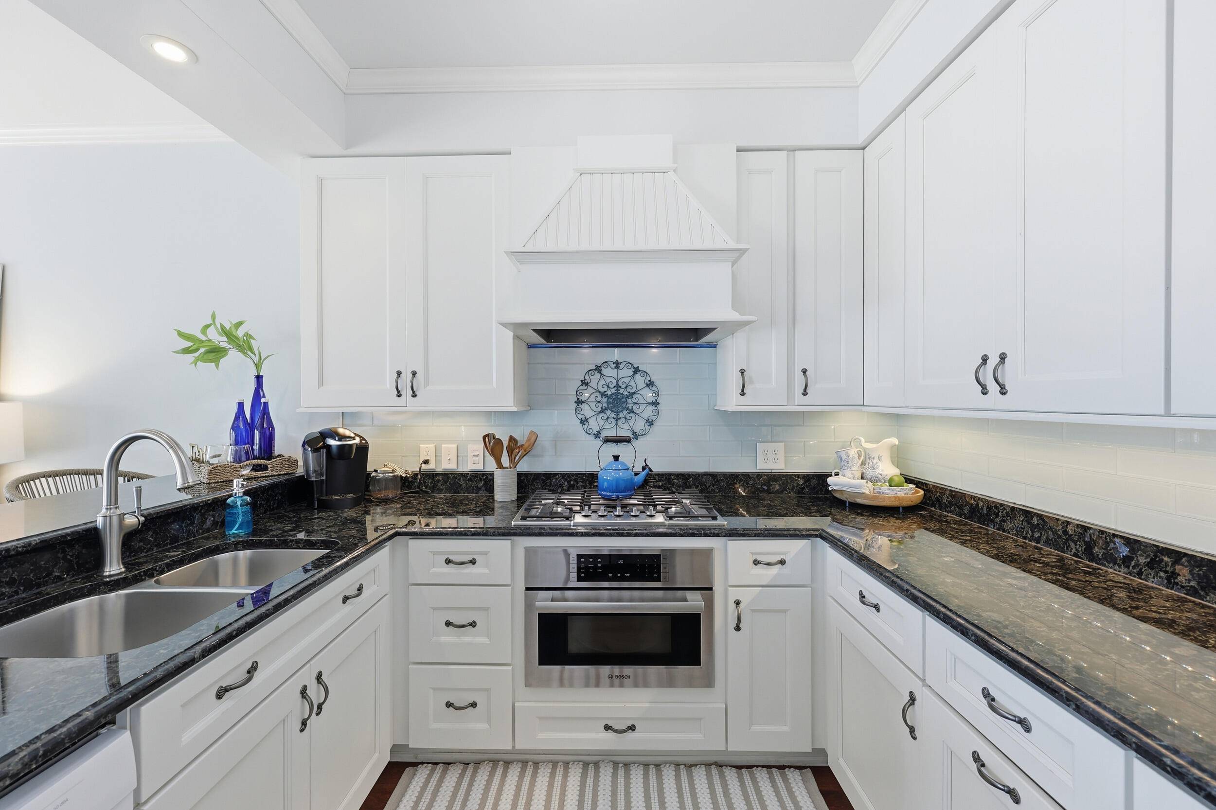 1551 Ben Sawyer Boulevard # J Unit: 2-J