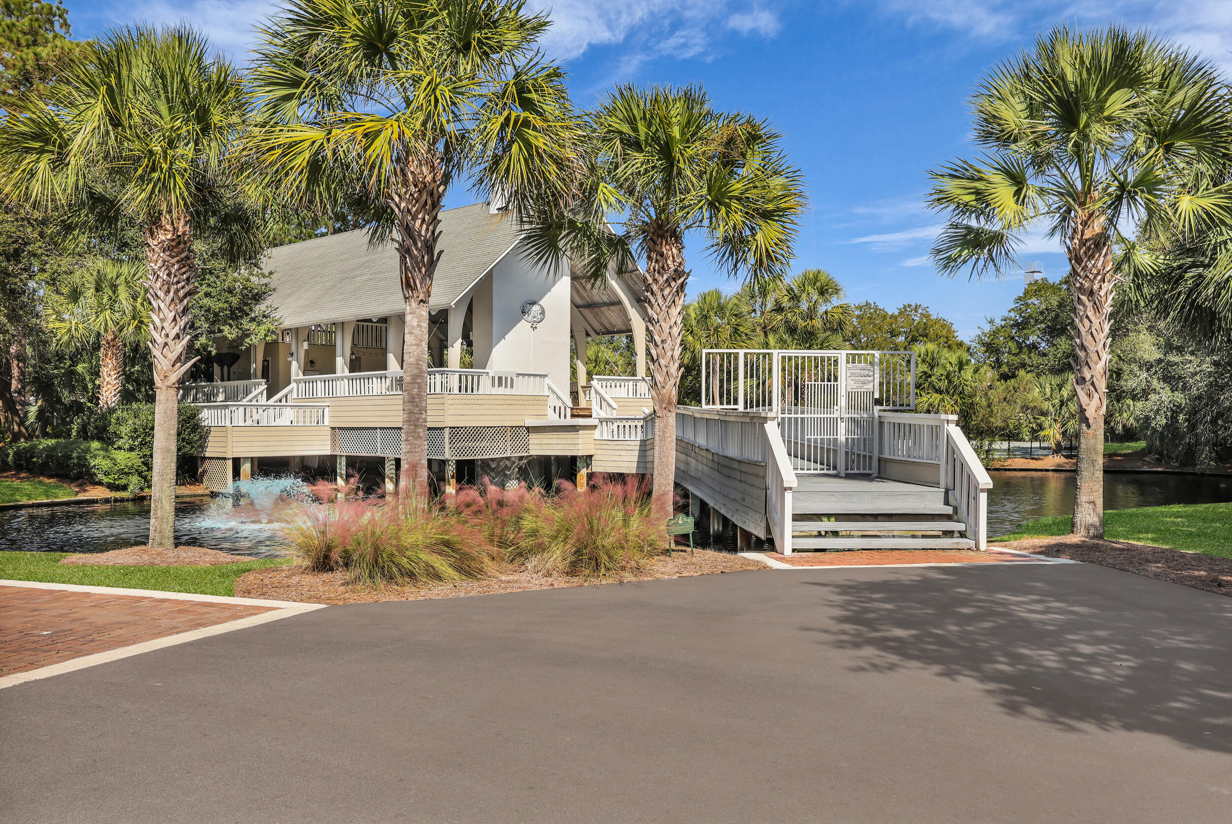 1551 Ben Sawyer Boulevard # J Unit: 2-J