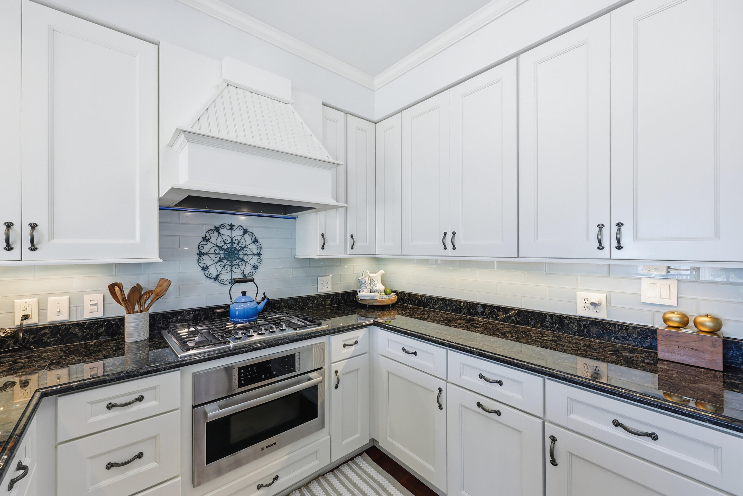 1551 Ben Sawyer Boulevard # J Unit: 2-J