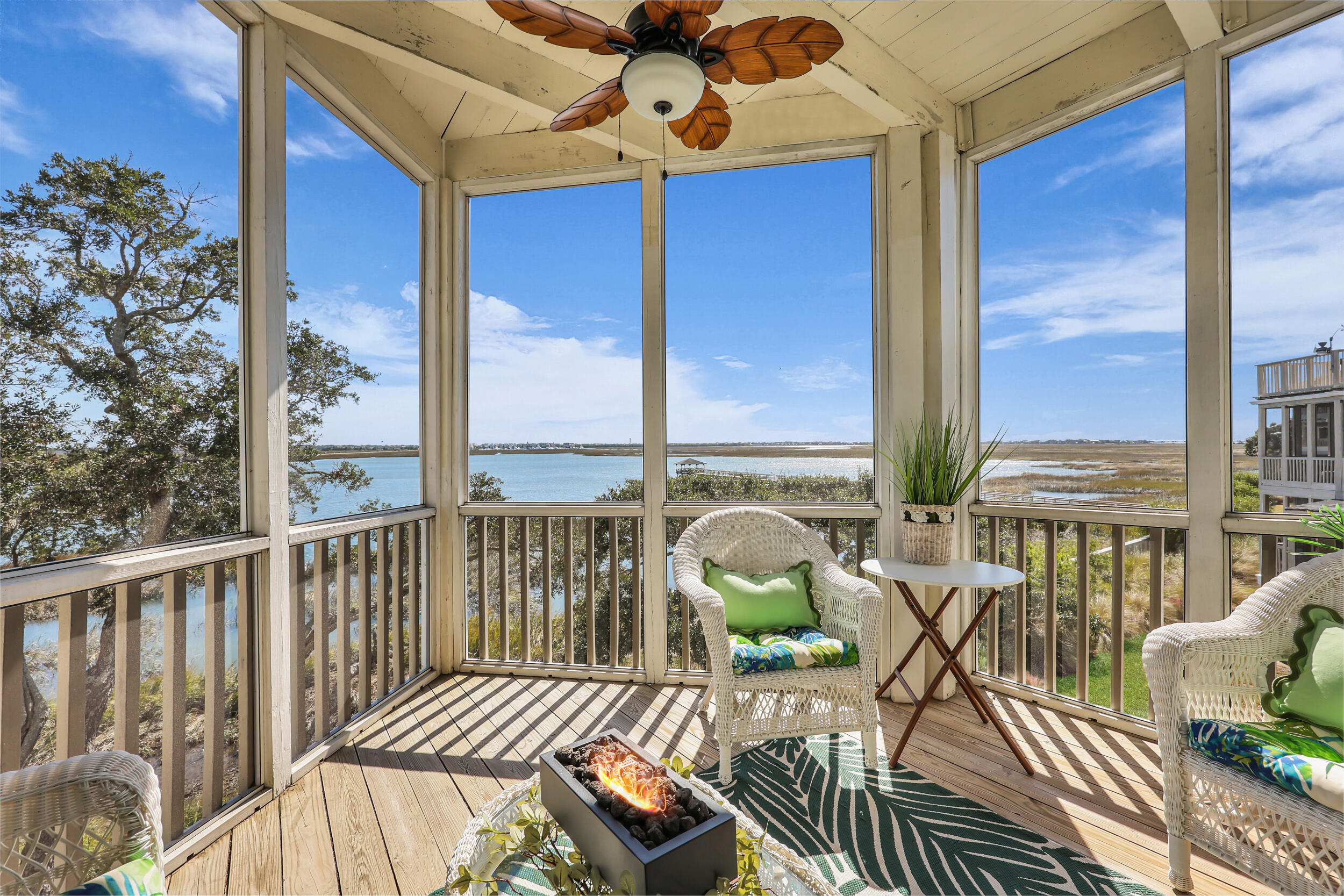 1551 Ben Sawyer Boulevard # J Unit: 2-J