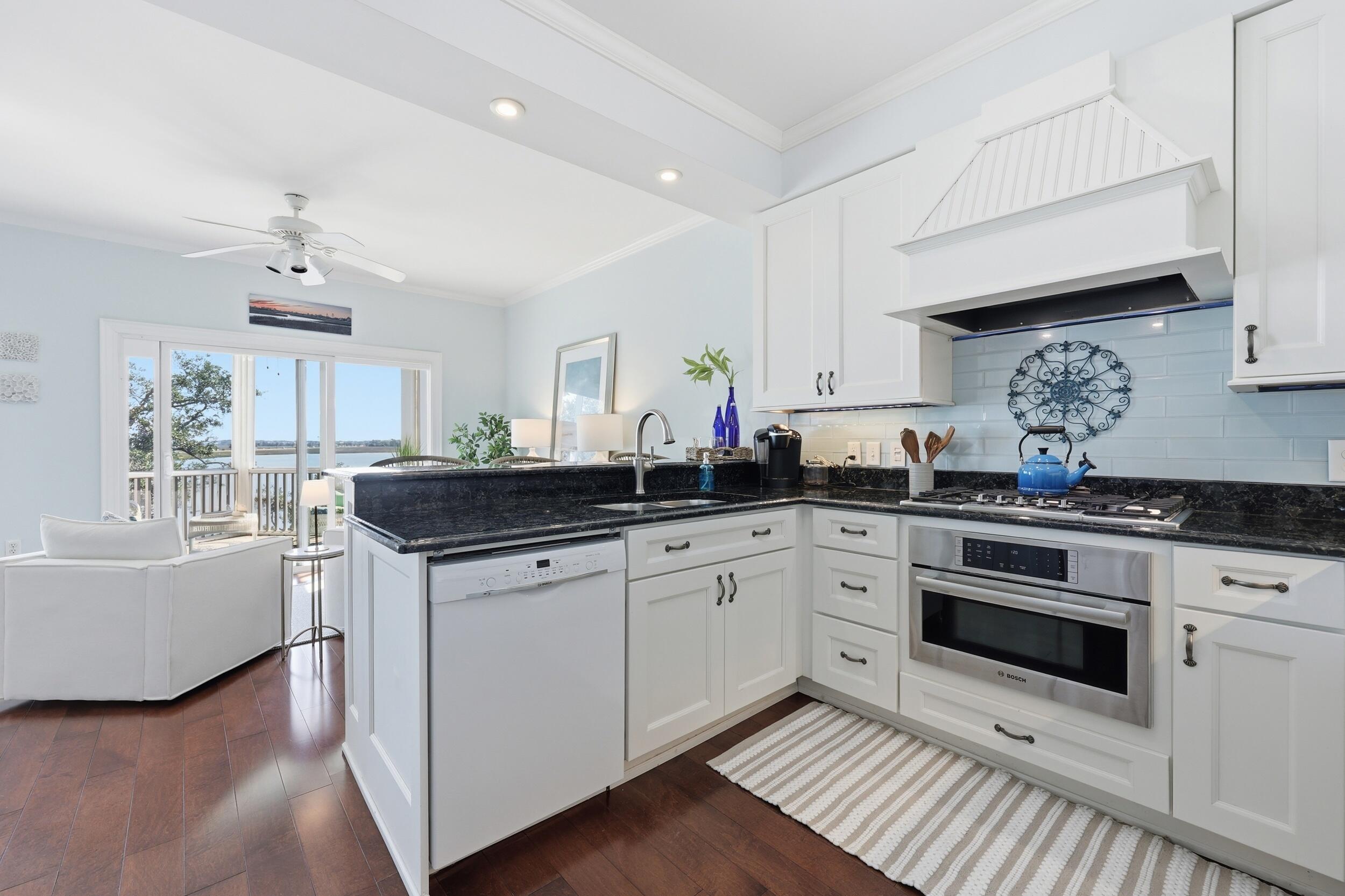 1551 Ben Sawyer Boulevard # J Unit: 2-J