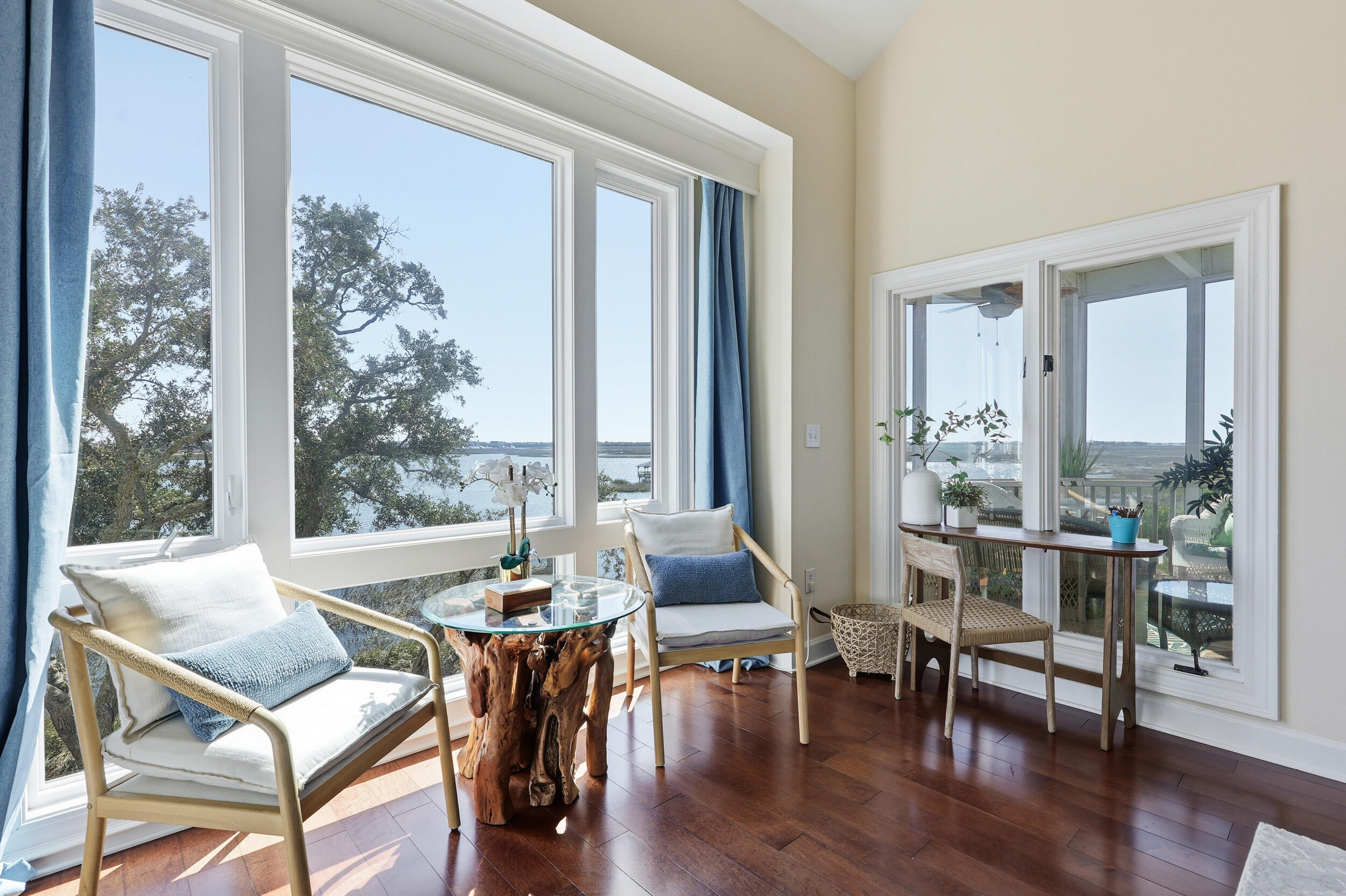 1551 Ben Sawyer Boulevard # J Unit: 2-J