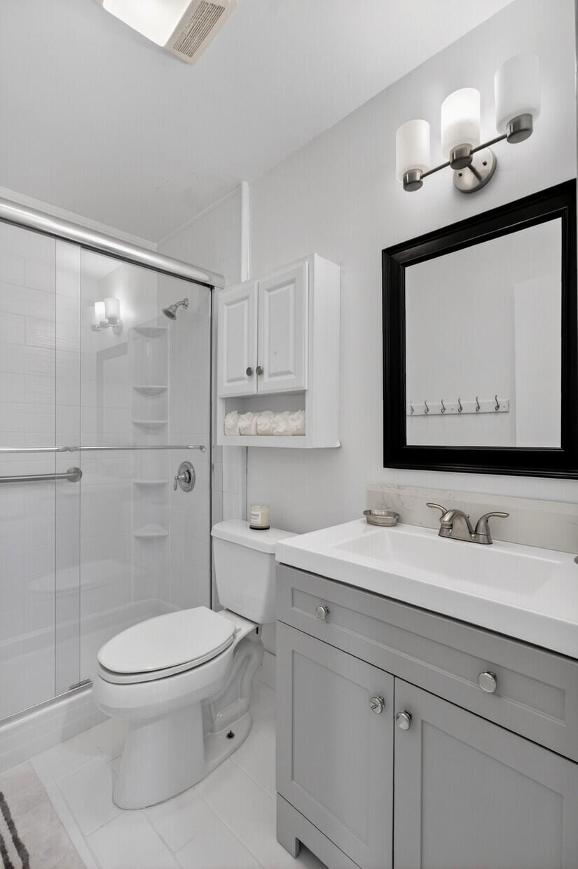 2057 Middle Street Apt 10