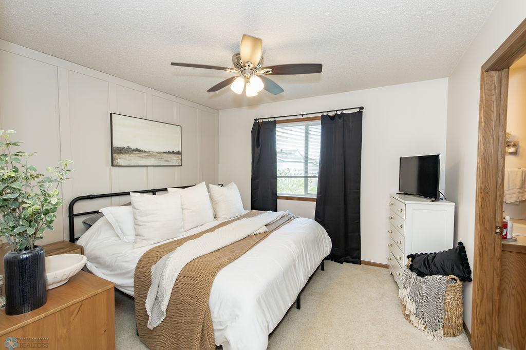 1683 Oakwood Drive