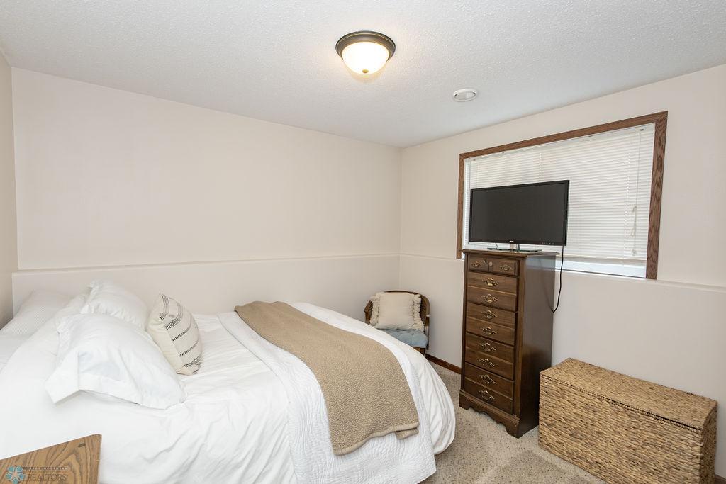 1683 Oakwood Drive