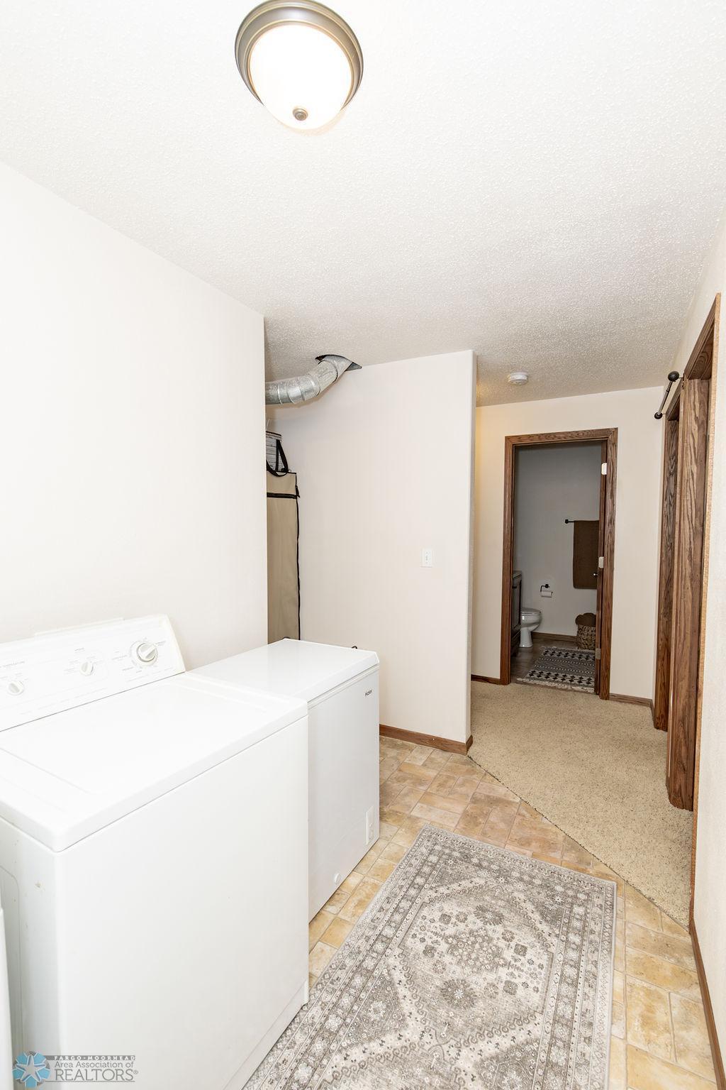 1683 Oakwood Drive