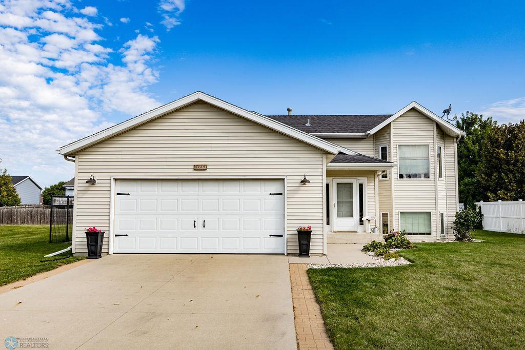 1683 Oakwood Drive