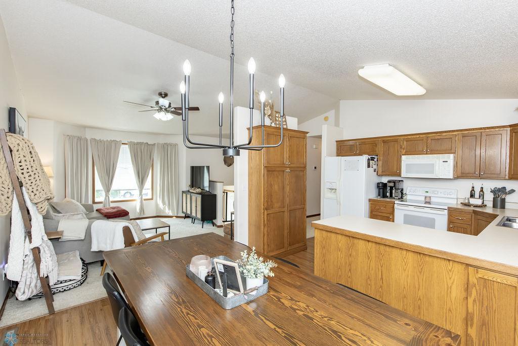 1683 Oakwood Drive