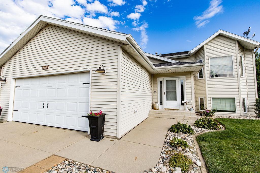 1683 Oakwood Drive