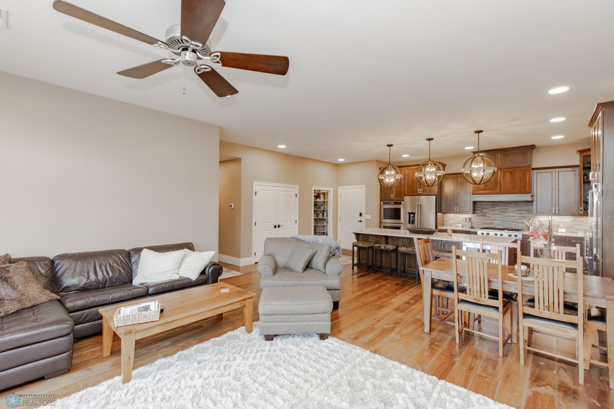200 4th Avenue N Unit: #310