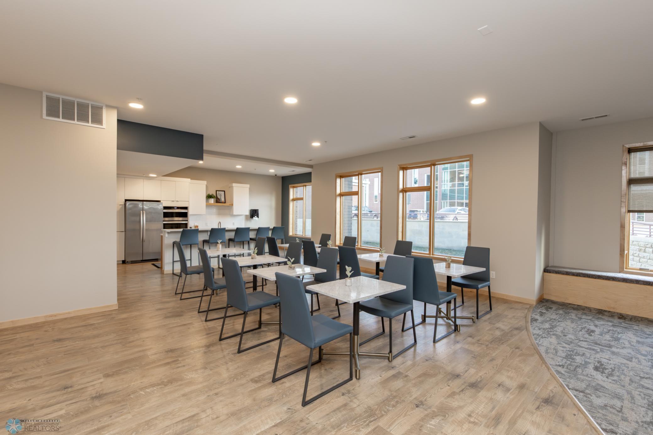 200 4th Avenue N Unit: #310