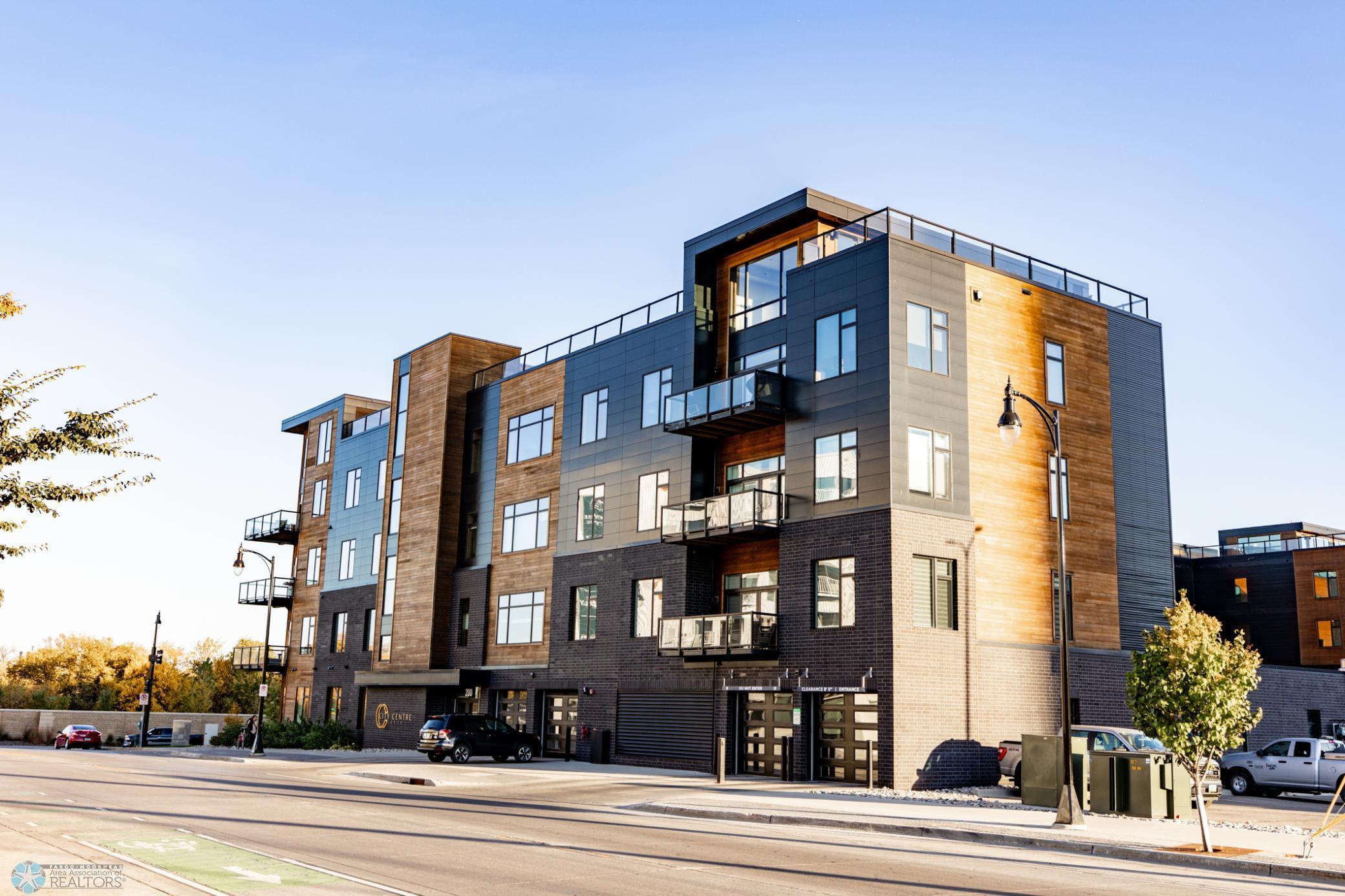 200 4th Avenue N Unit: #310