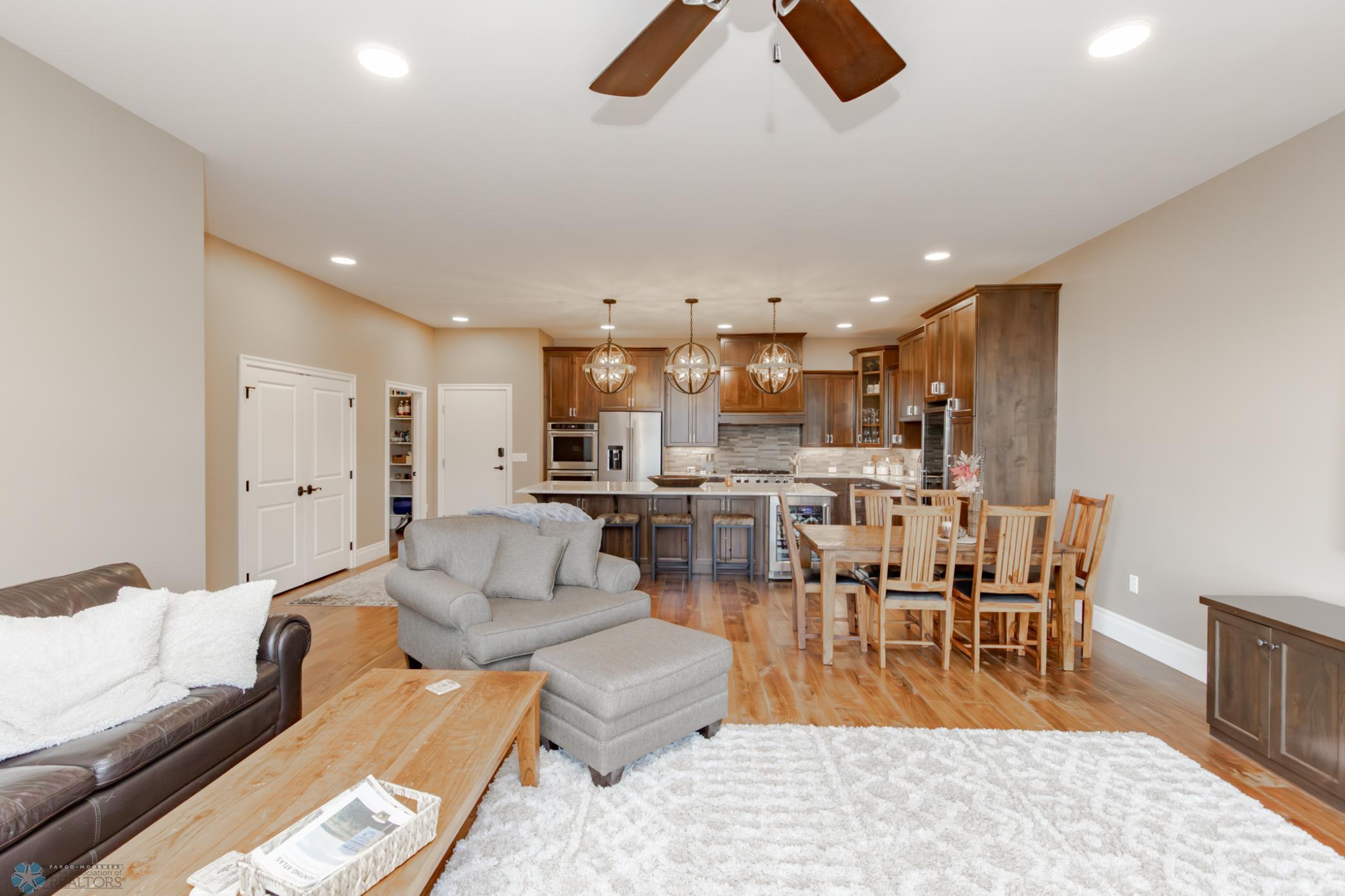 200 4th Avenue N Unit: #310