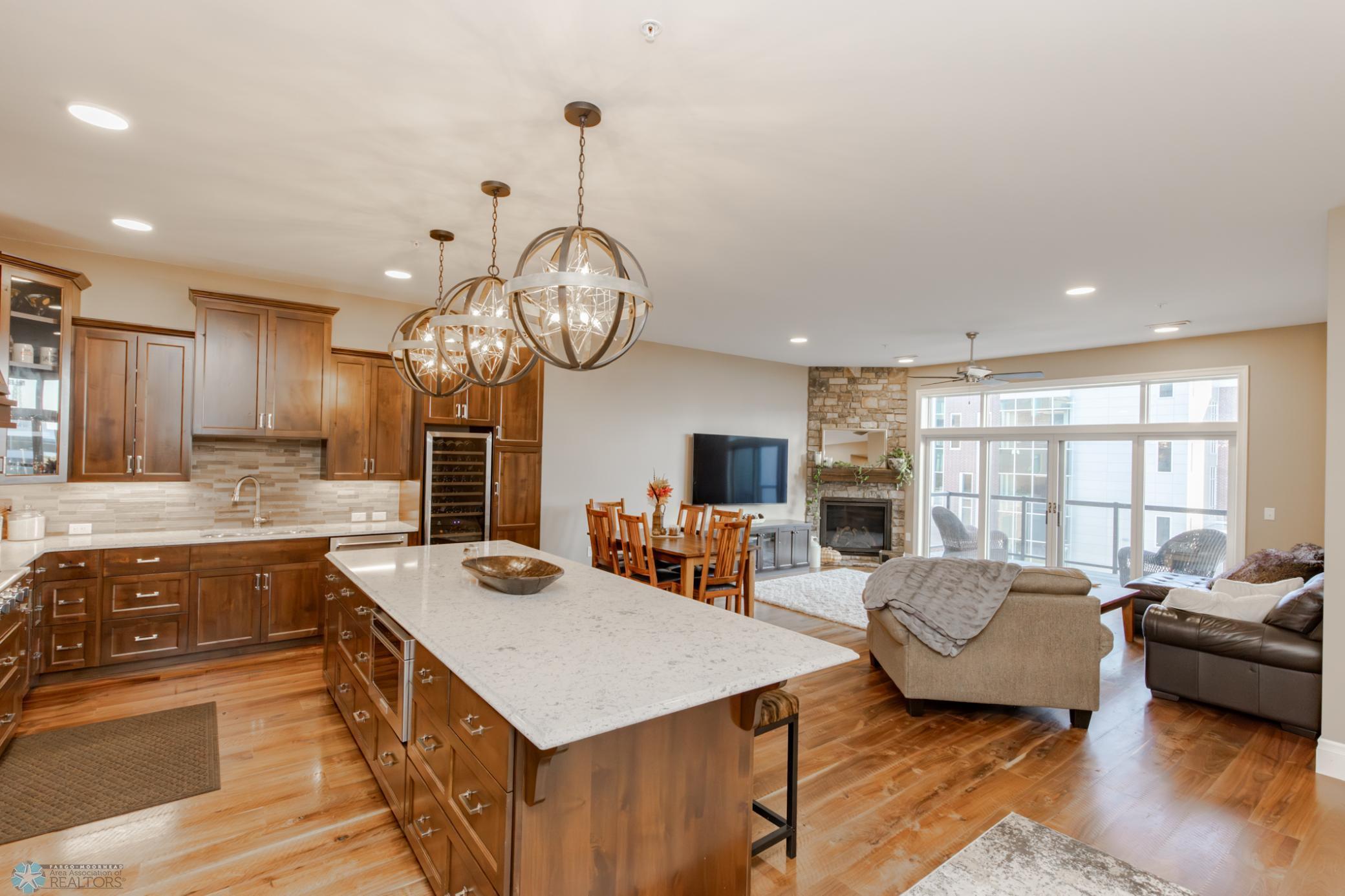 200 4th Avenue N Unit: #310