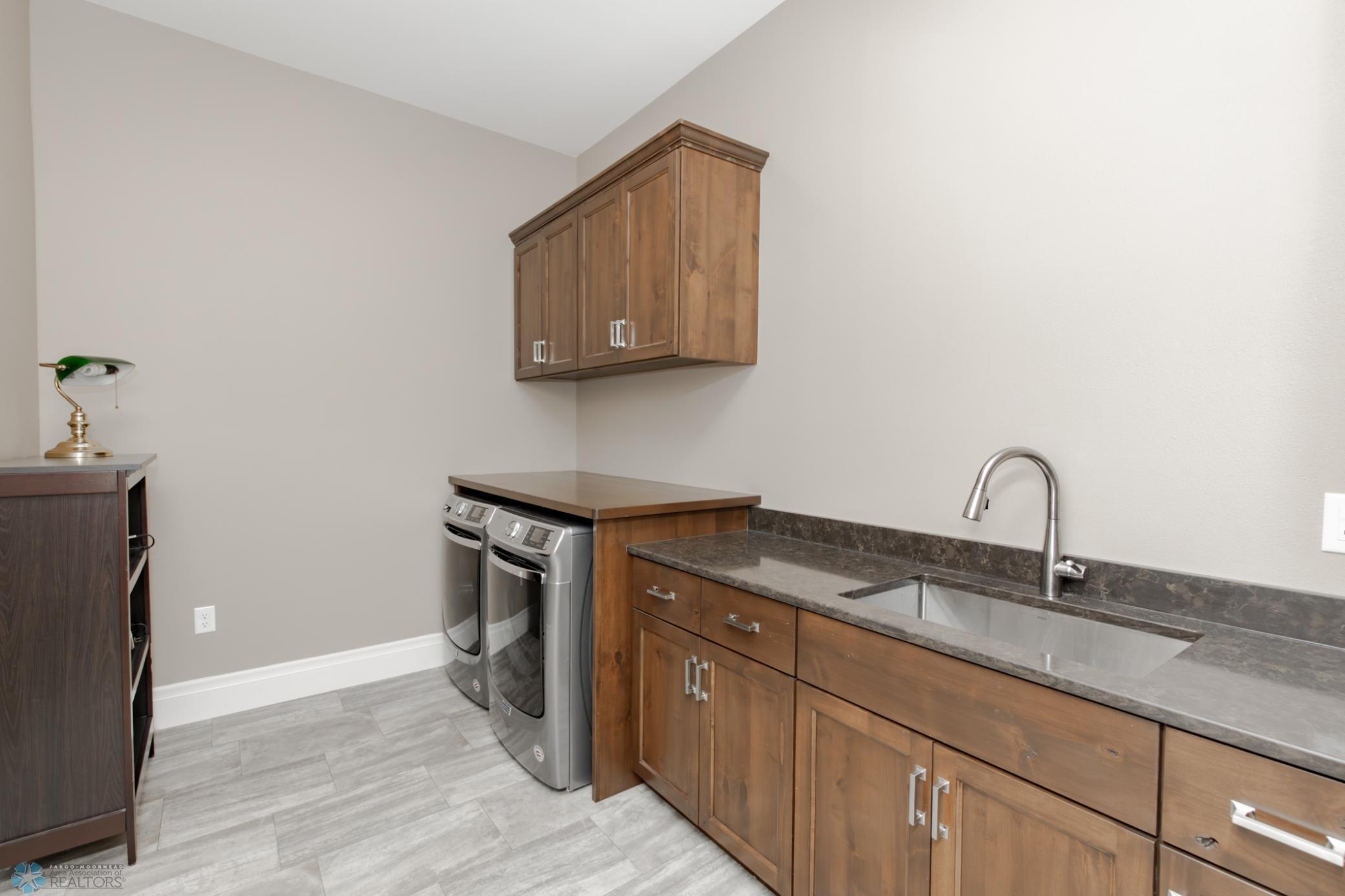 200 4th Avenue N Unit: #310