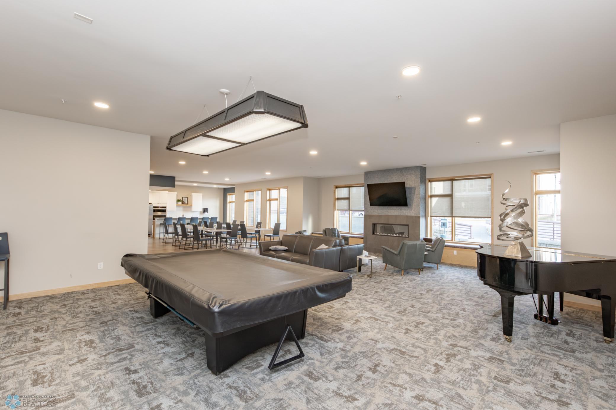 200 4th Avenue N Unit: #310
