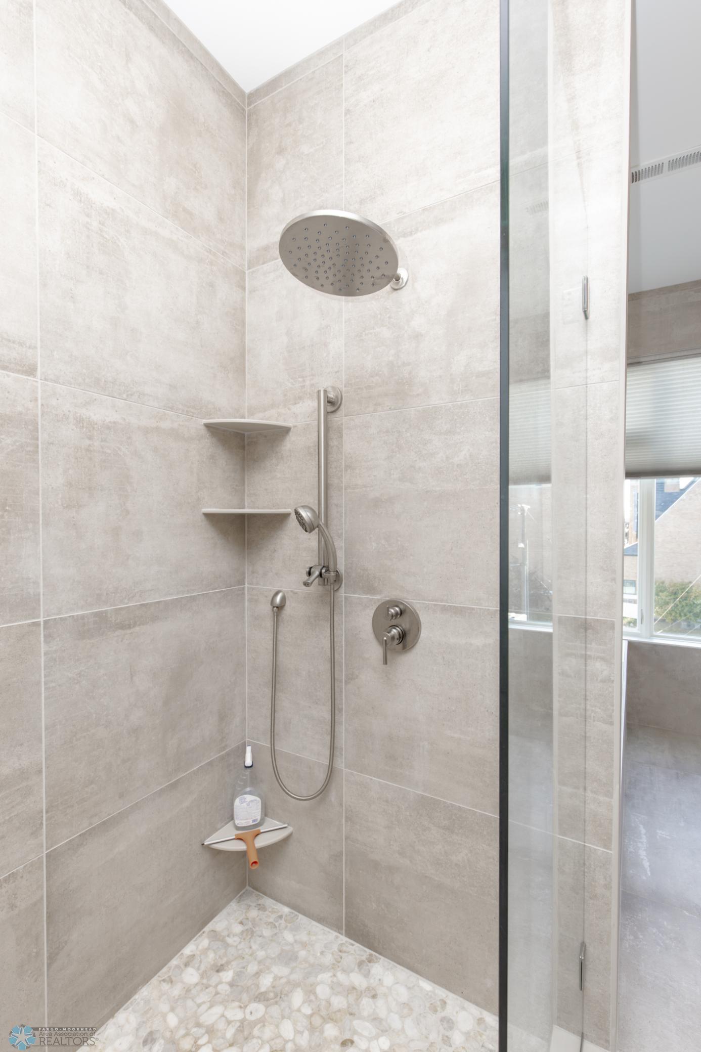 200 4th Avenue N Unit: #310