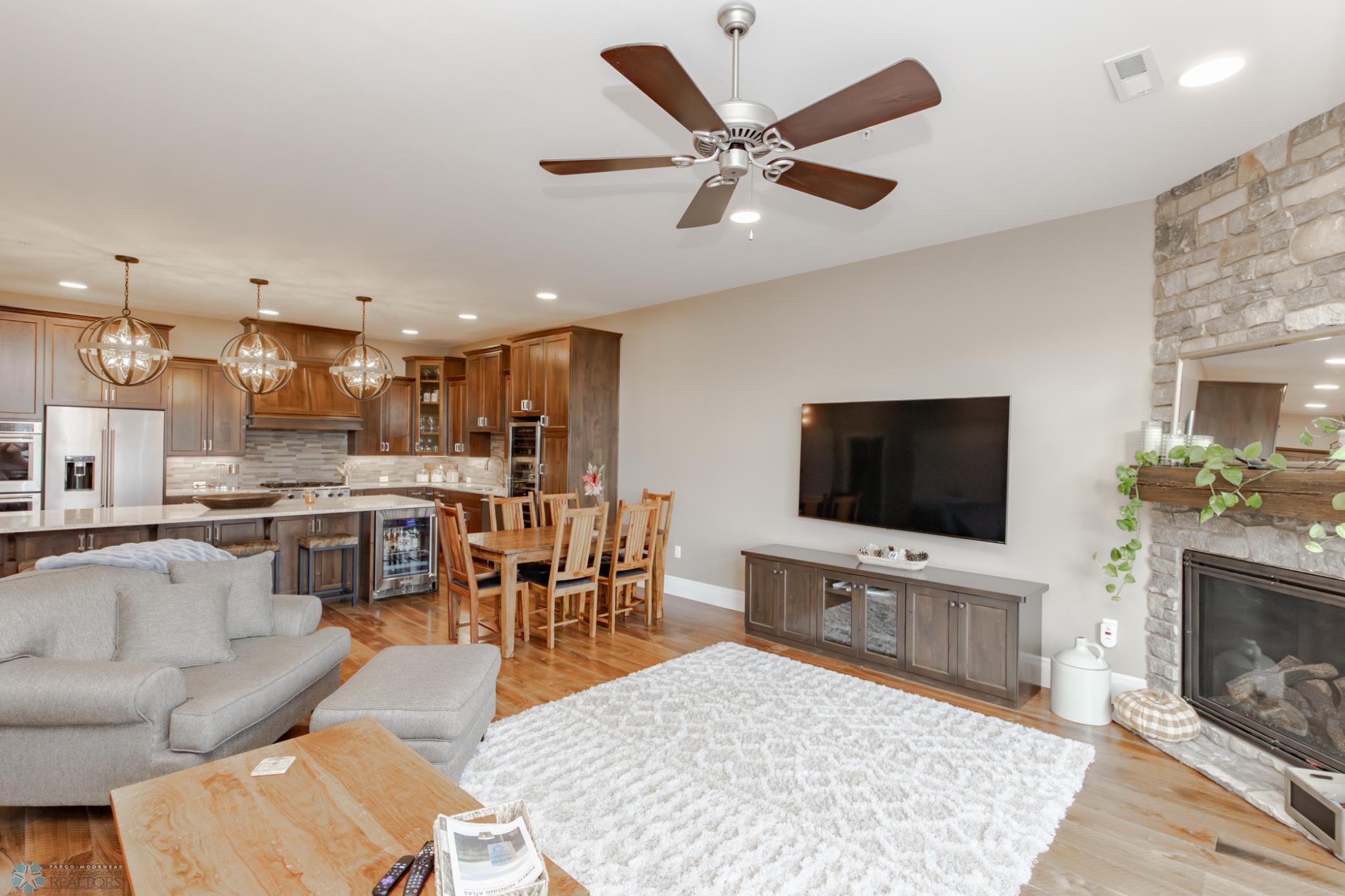200 4th Avenue N Unit: #310