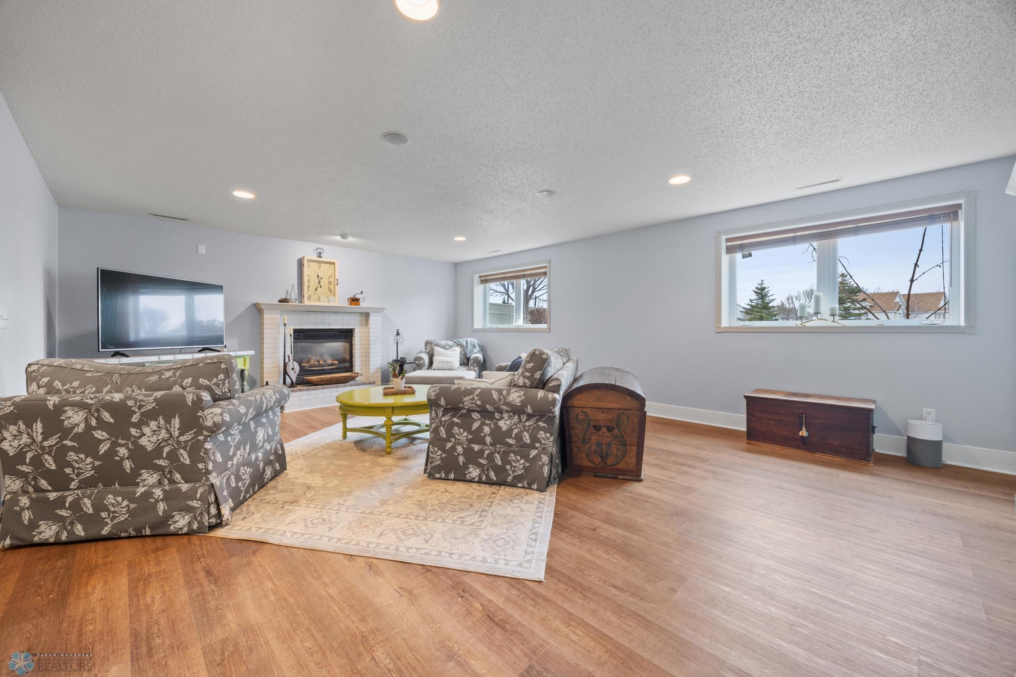 4315 Timberline Drive S