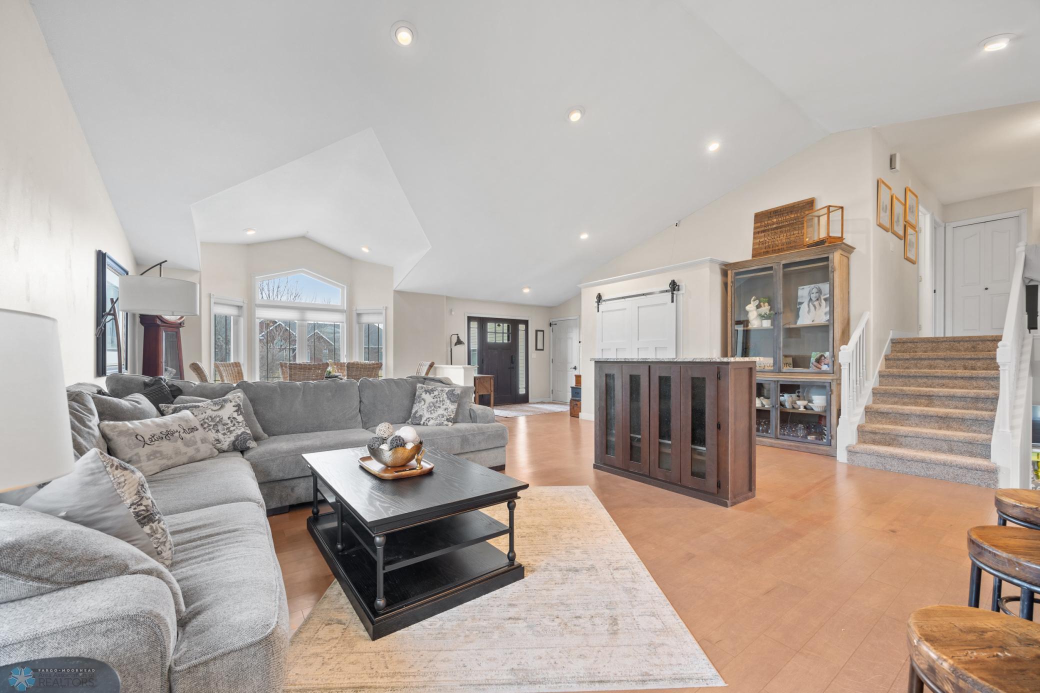 4315 Timberline Drive S