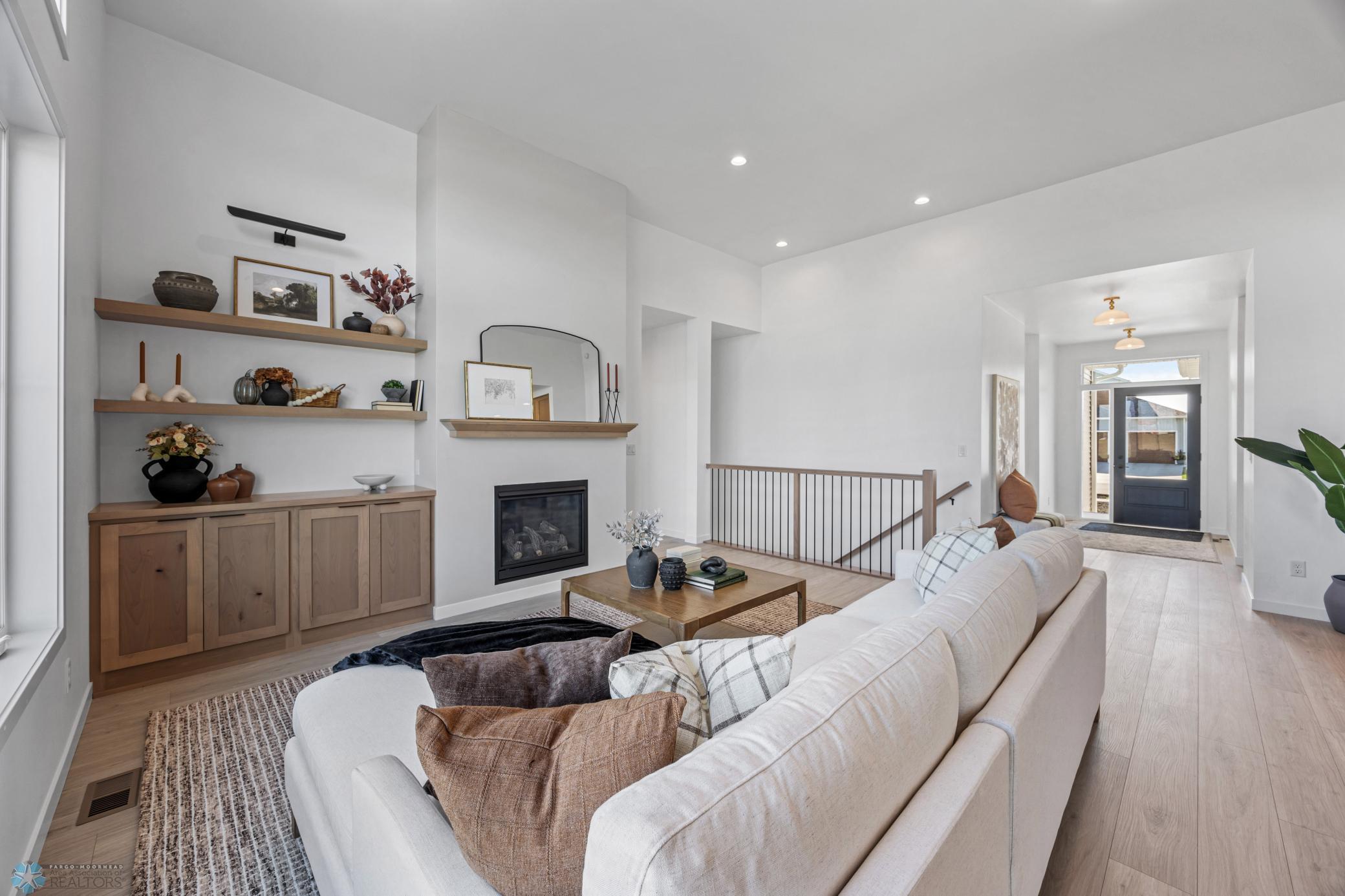 2924 Prairie Farms Circle S