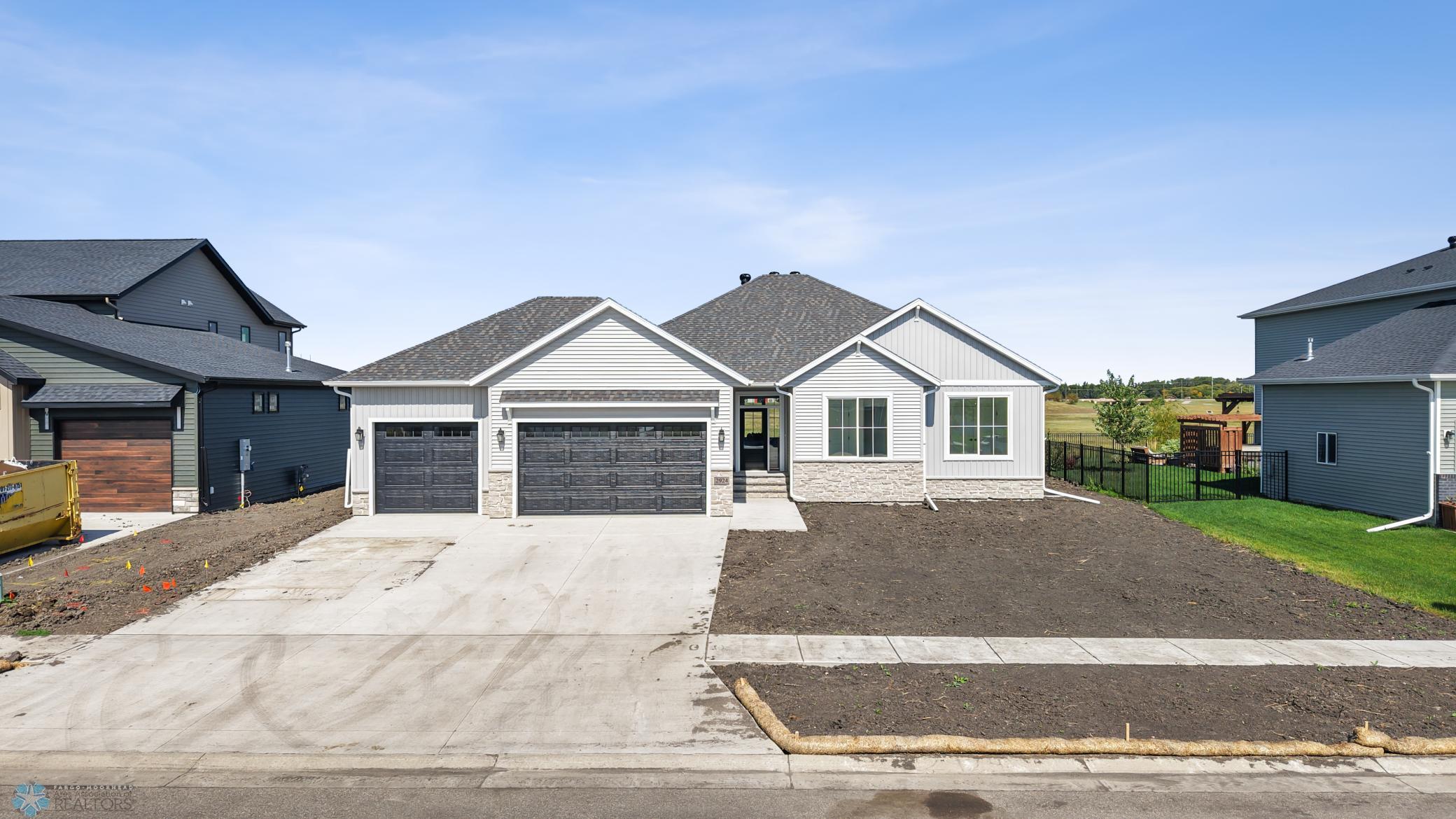 2924 Prairie Farms Circle S