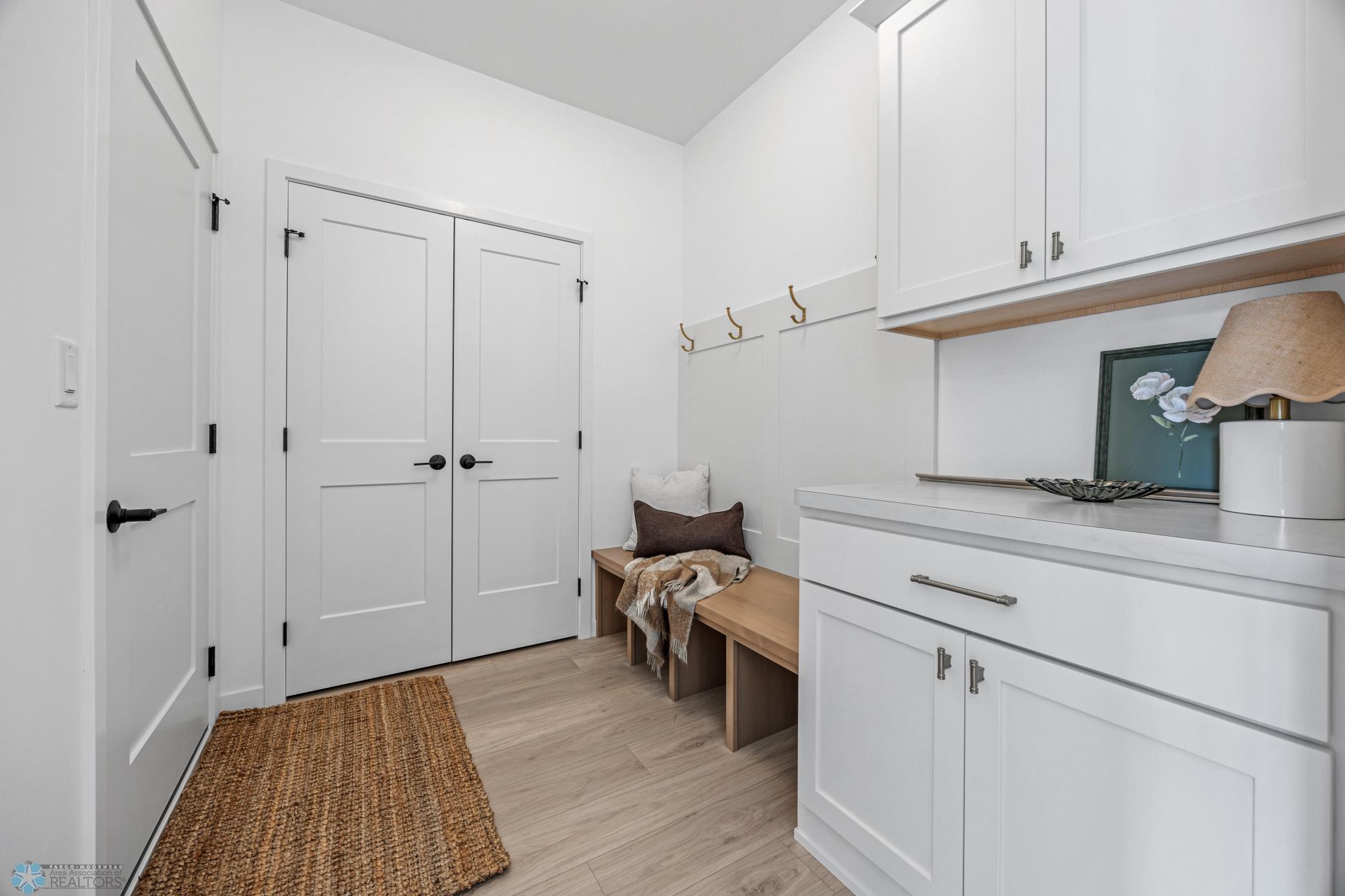 2924 Prairie Farms Circle S