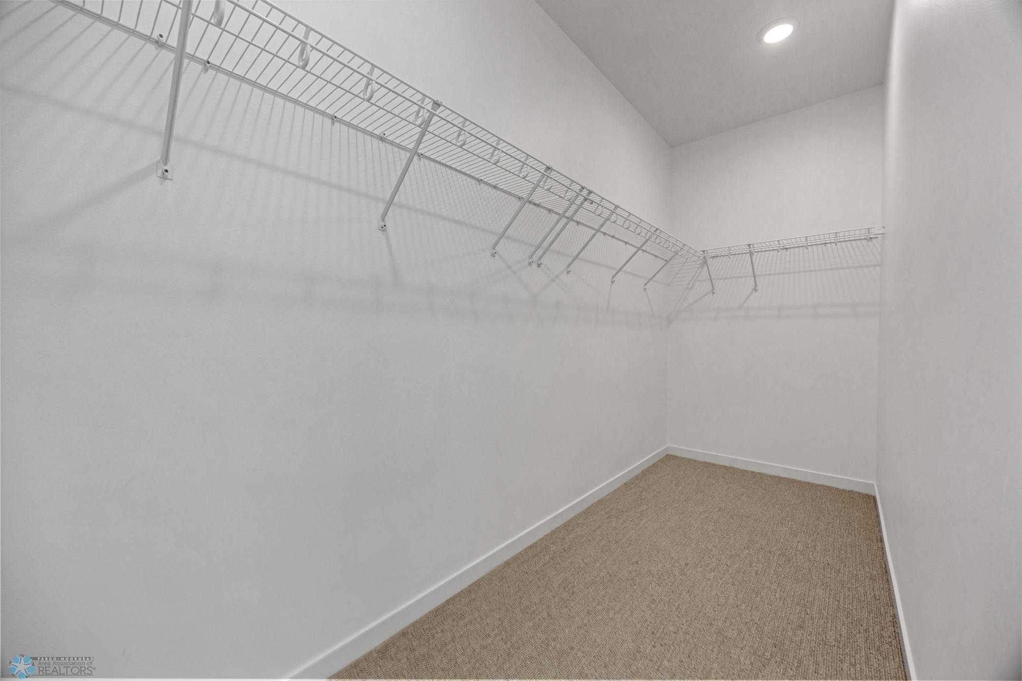 2924 Prairie Farms Circle S