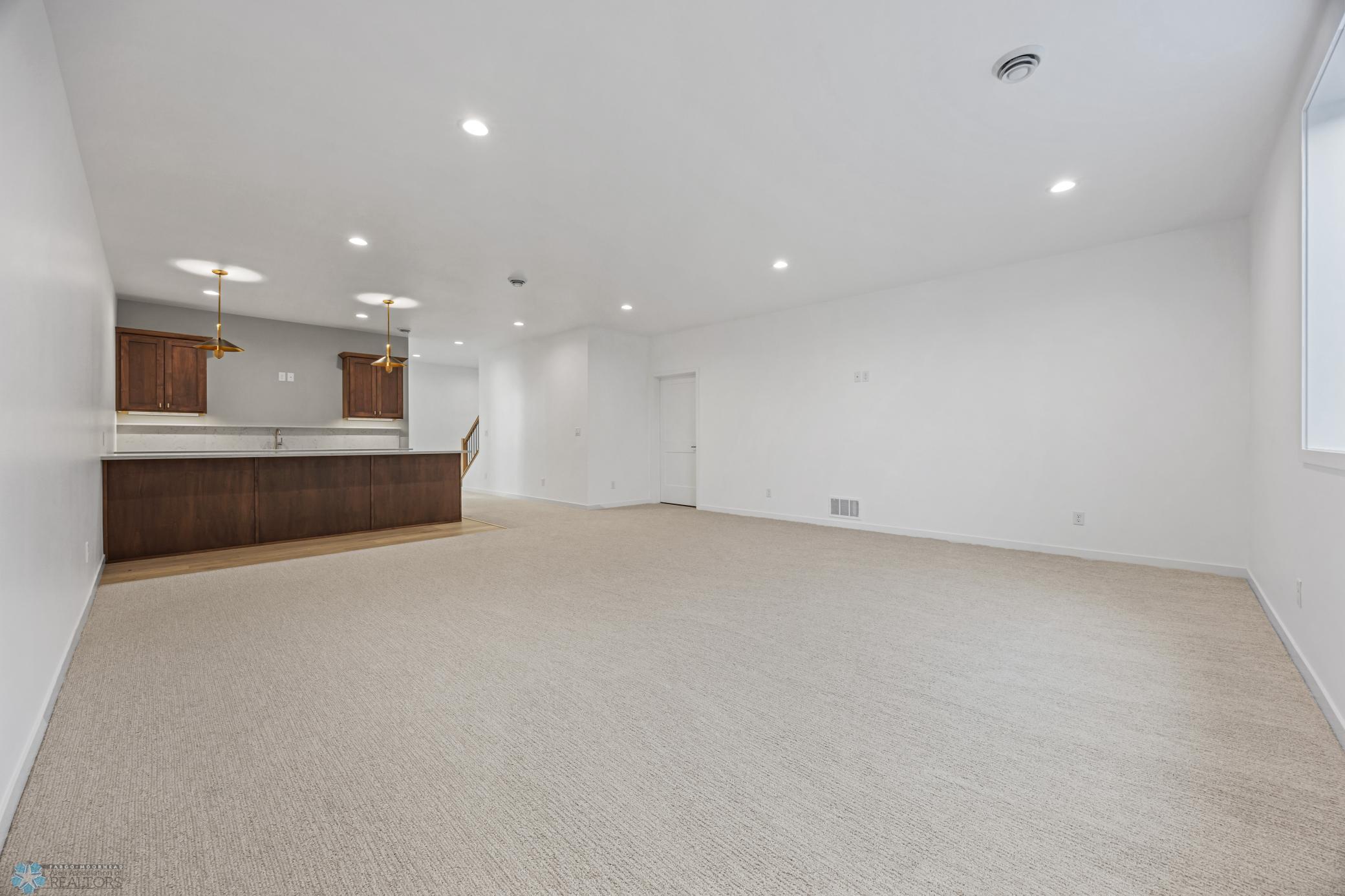 2924 Prairie Farms Circle S