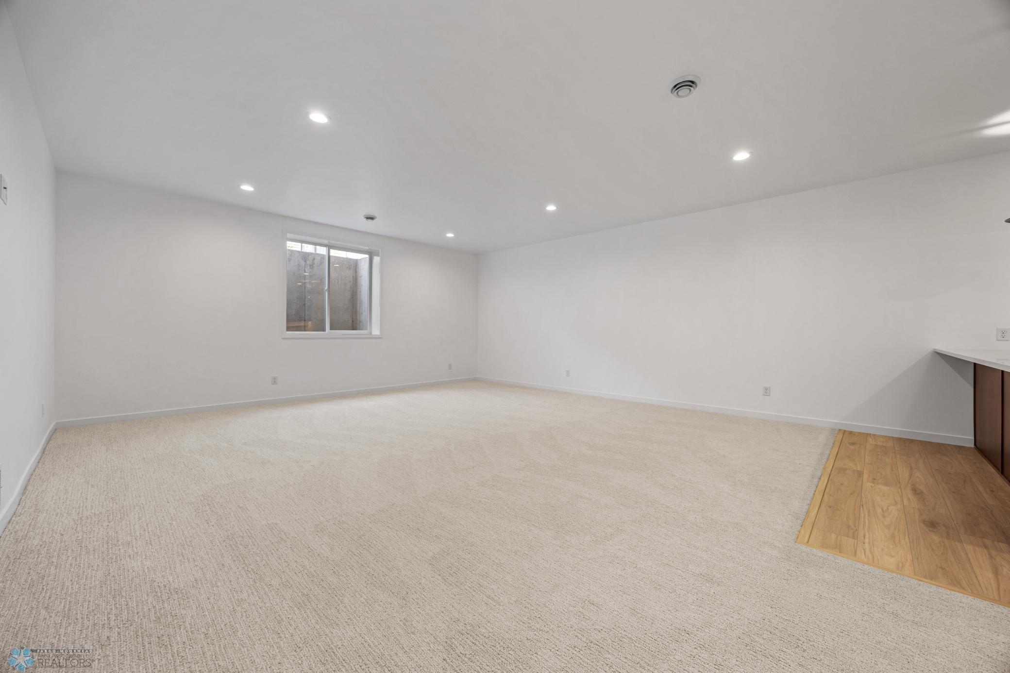 2924 Prairie Farms Circle S