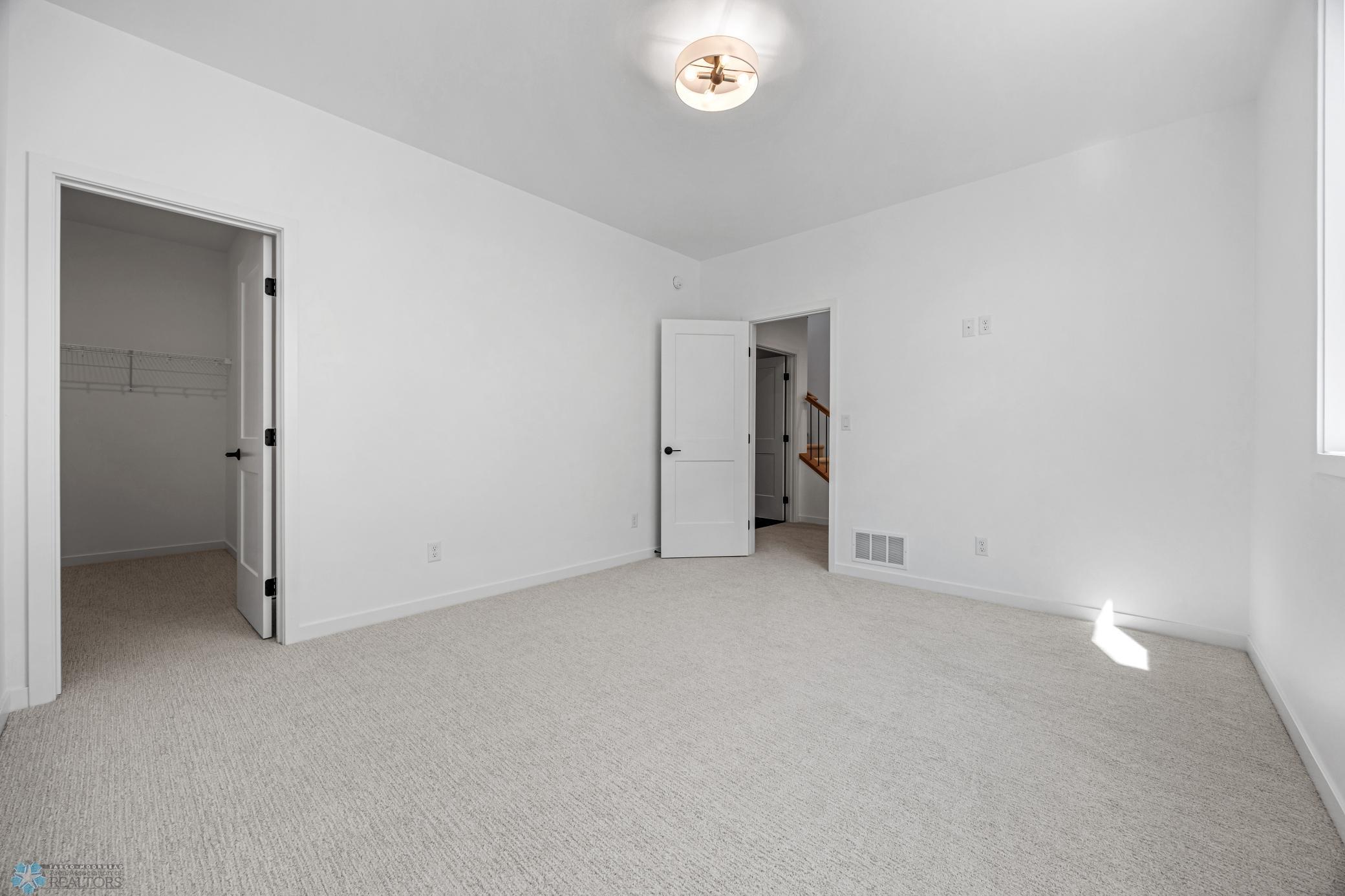 2924 Prairie Farms Circle S