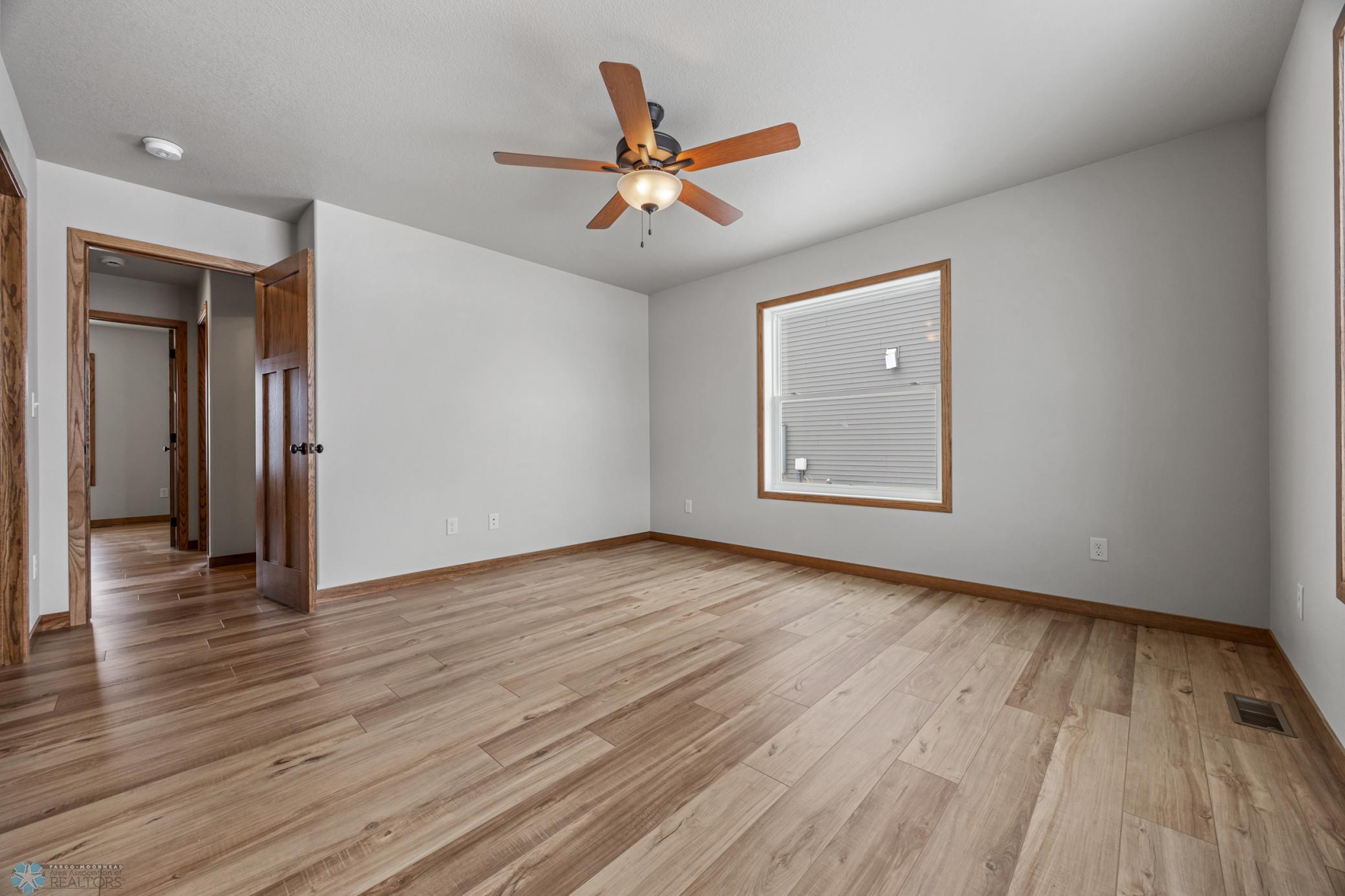 8829 Meadowlark Parkway
