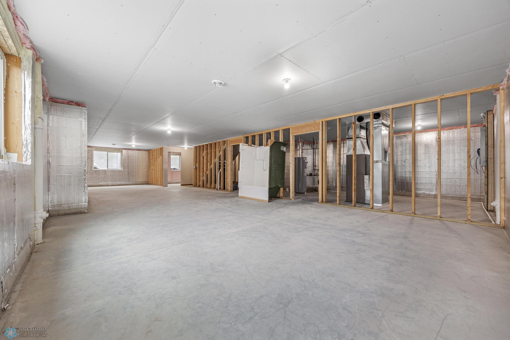8829 Meadowlark Parkway