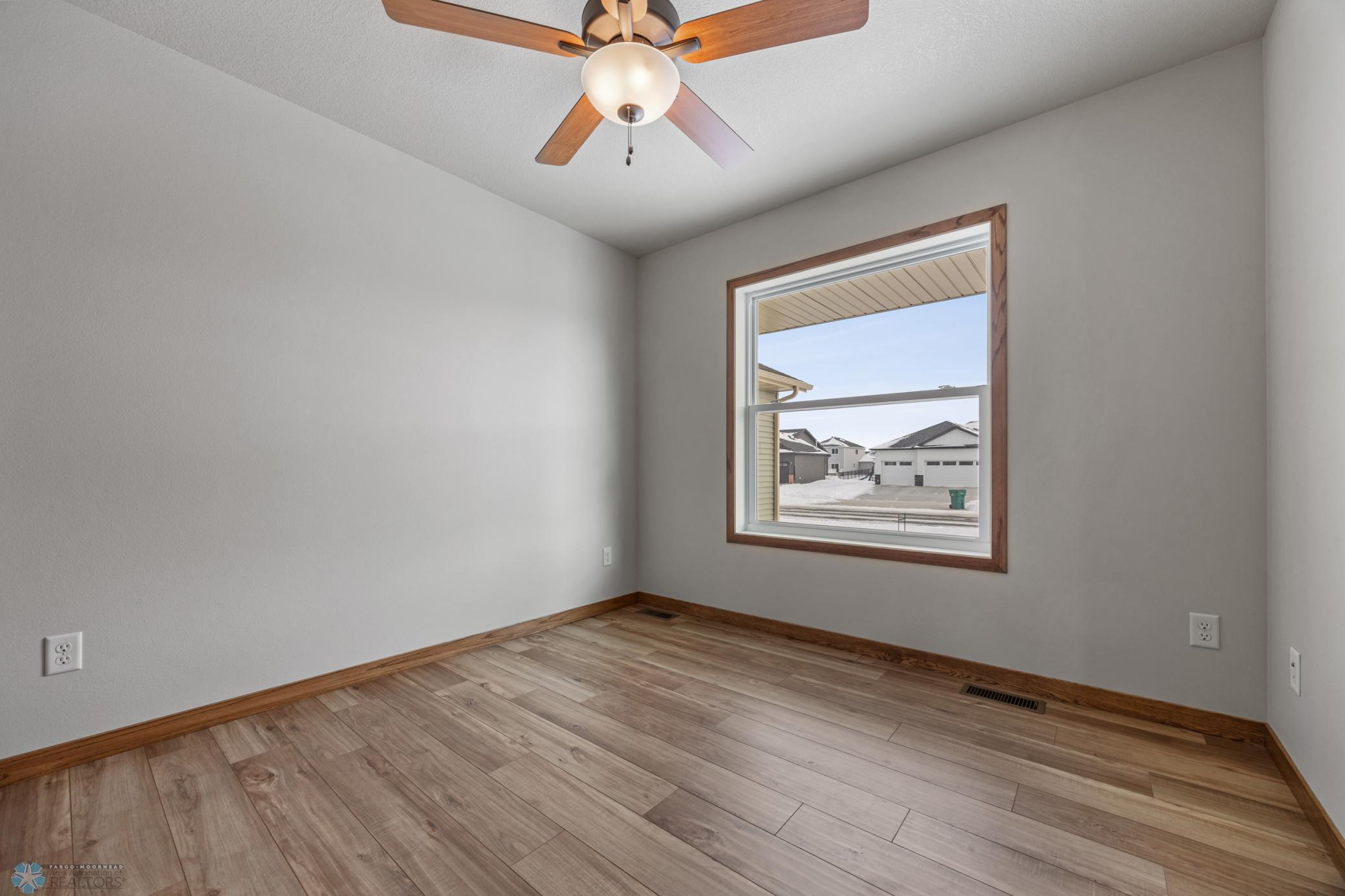 8829 Meadowlark Parkway