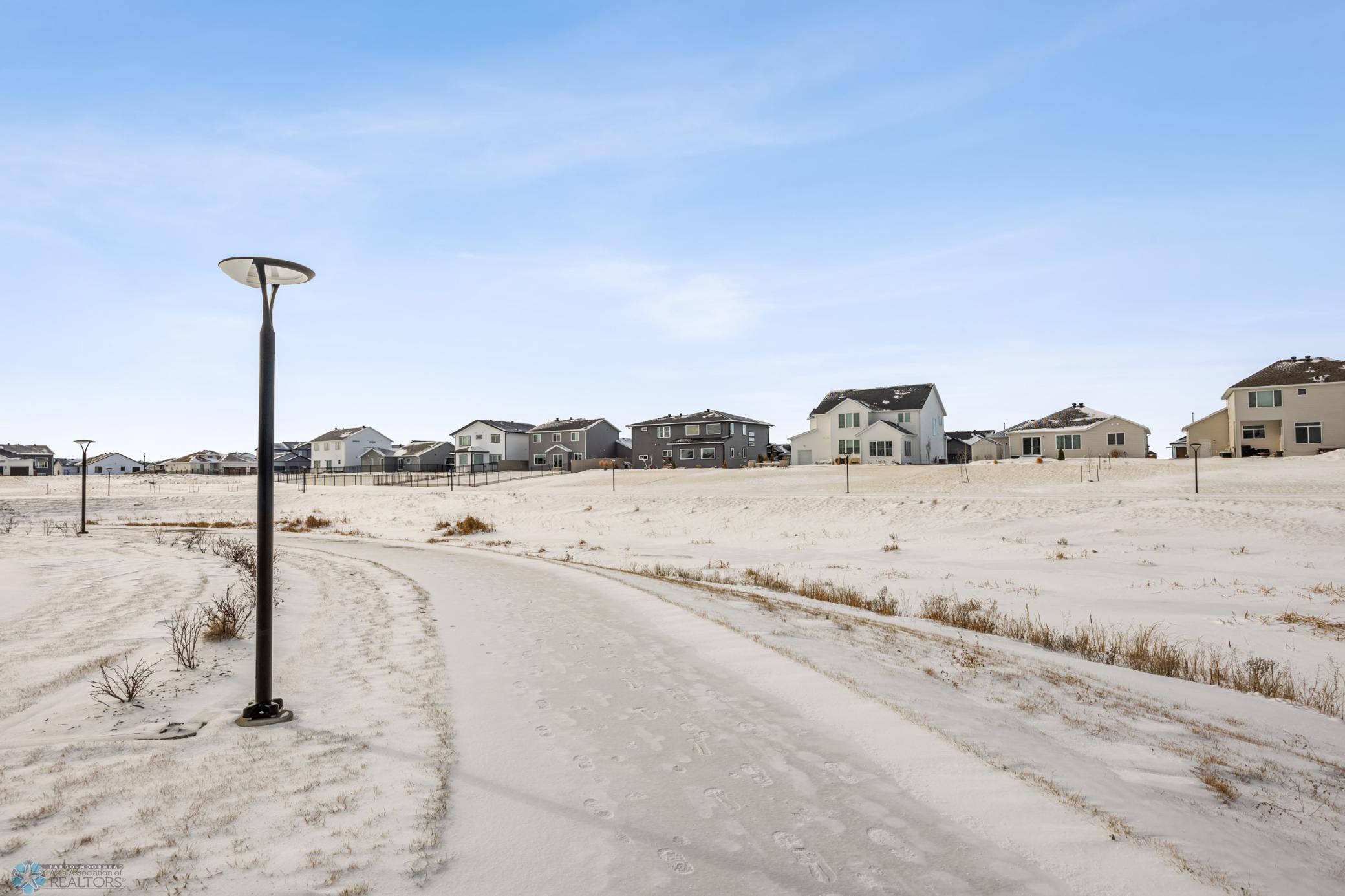 8829 Meadowlark Parkway