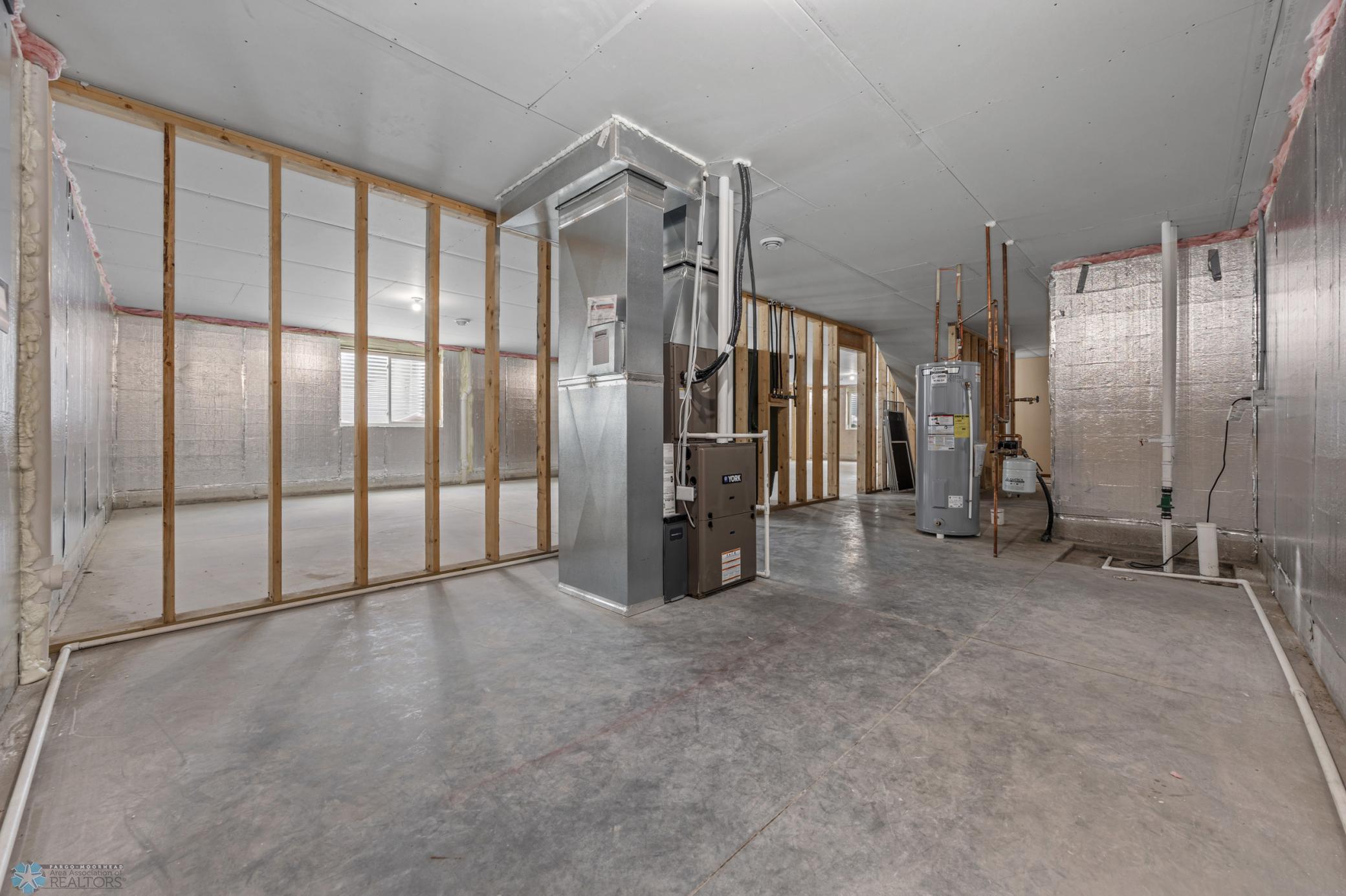 8829 Meadowlark Parkway