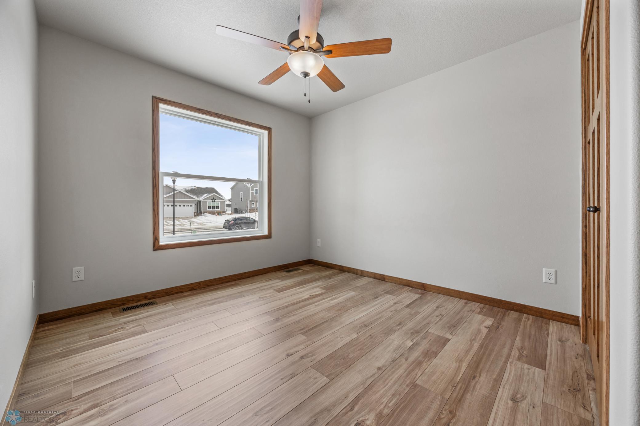 8829 Meadowlark Parkway