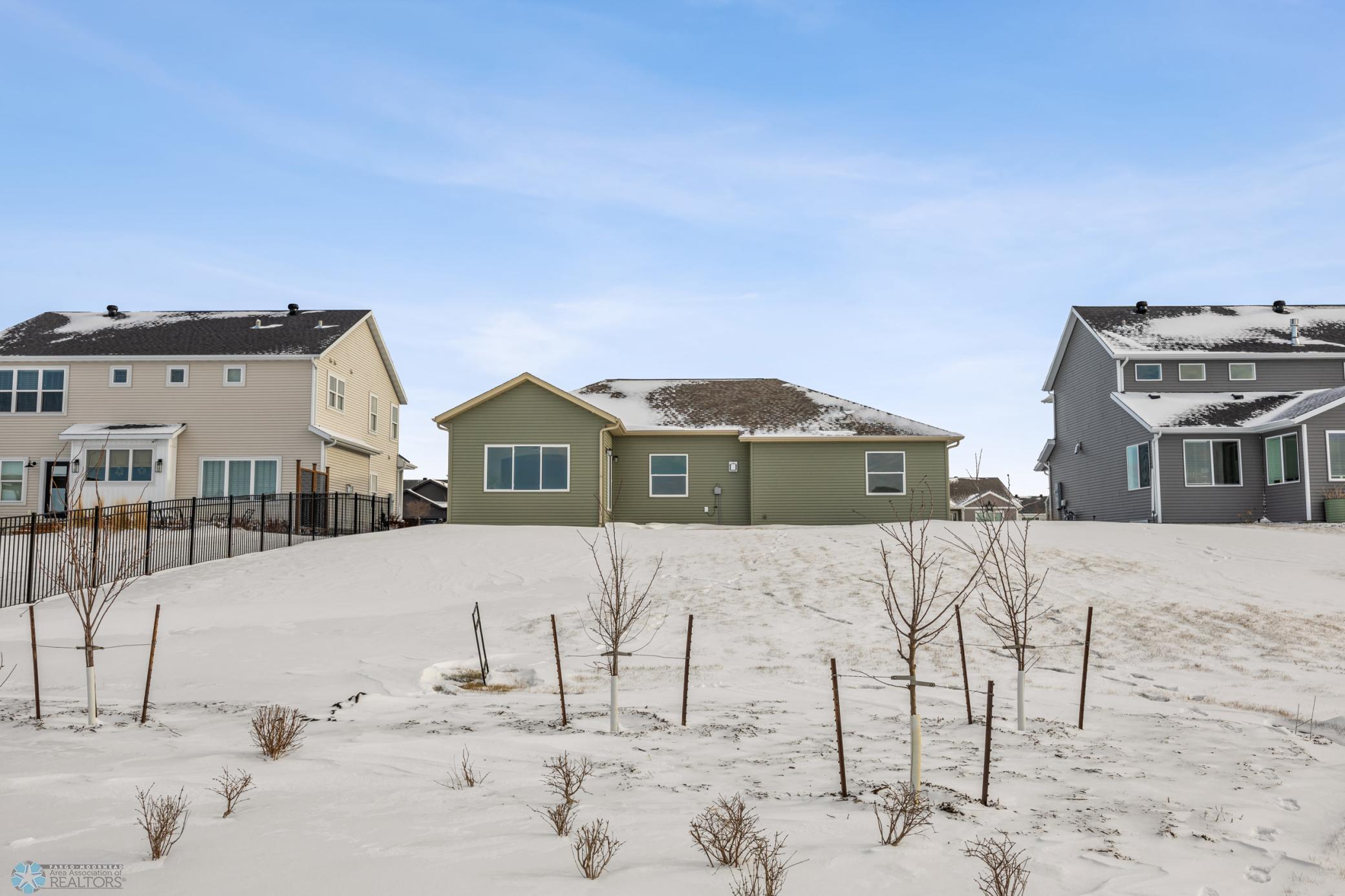 8829 Meadowlark Parkway