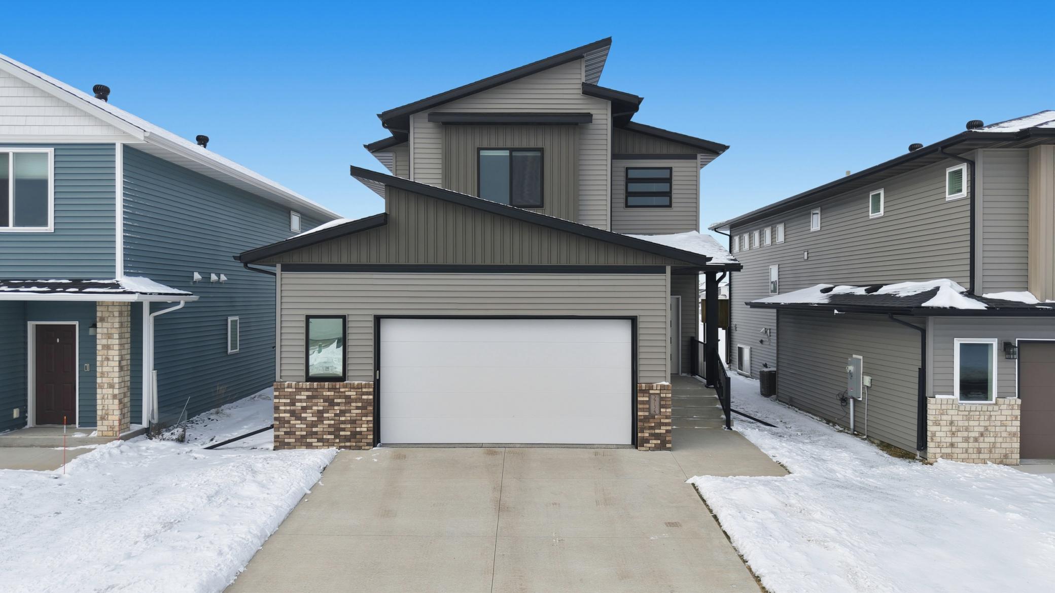 2734 12th Street W