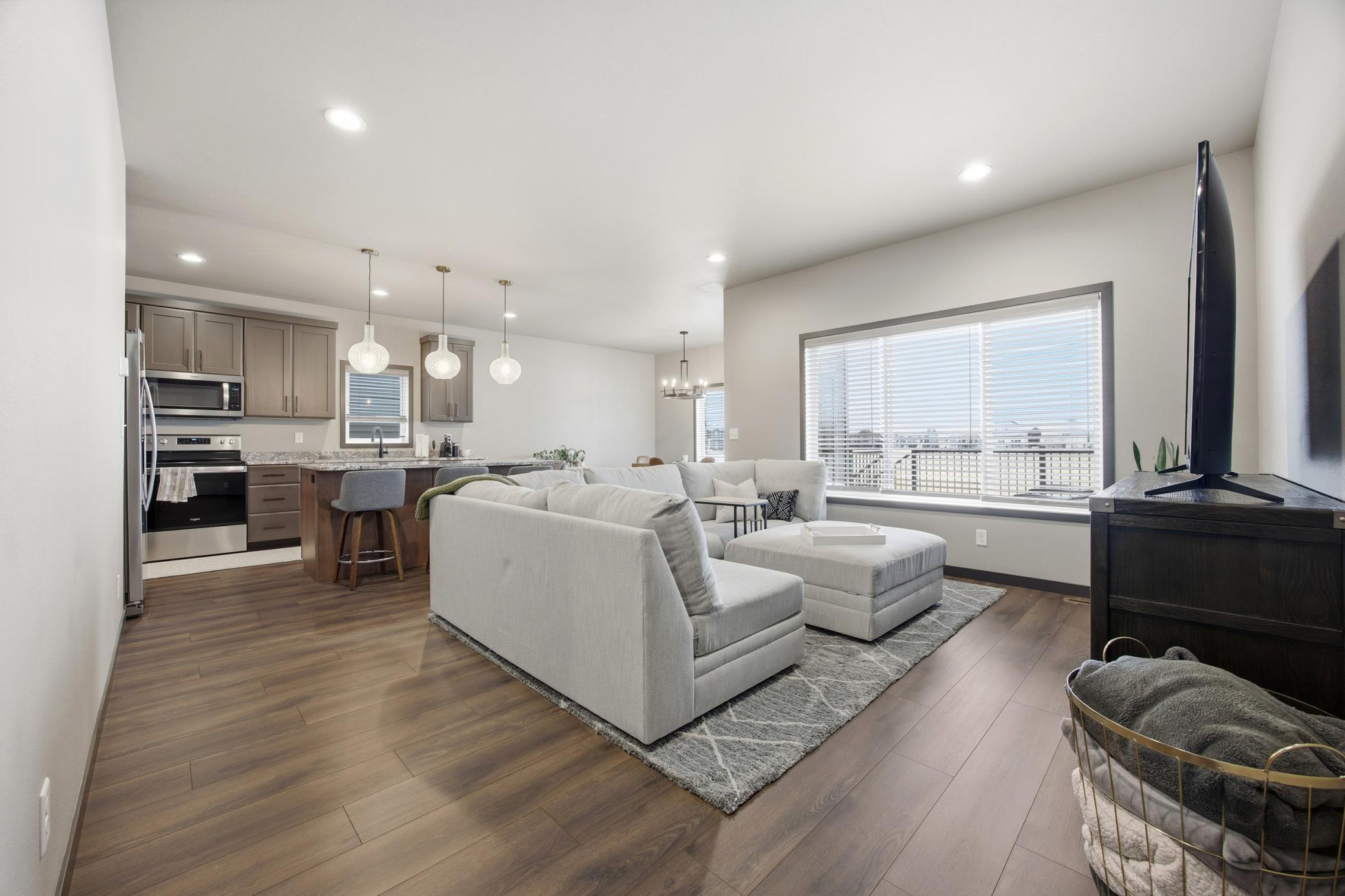 2734 12th Street W