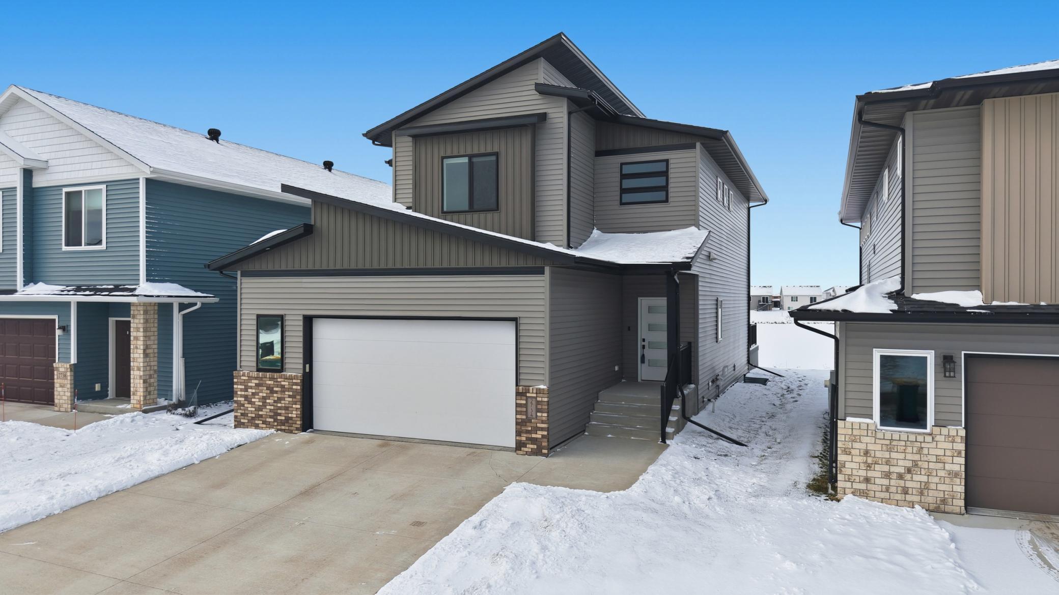 2734 12th Street W