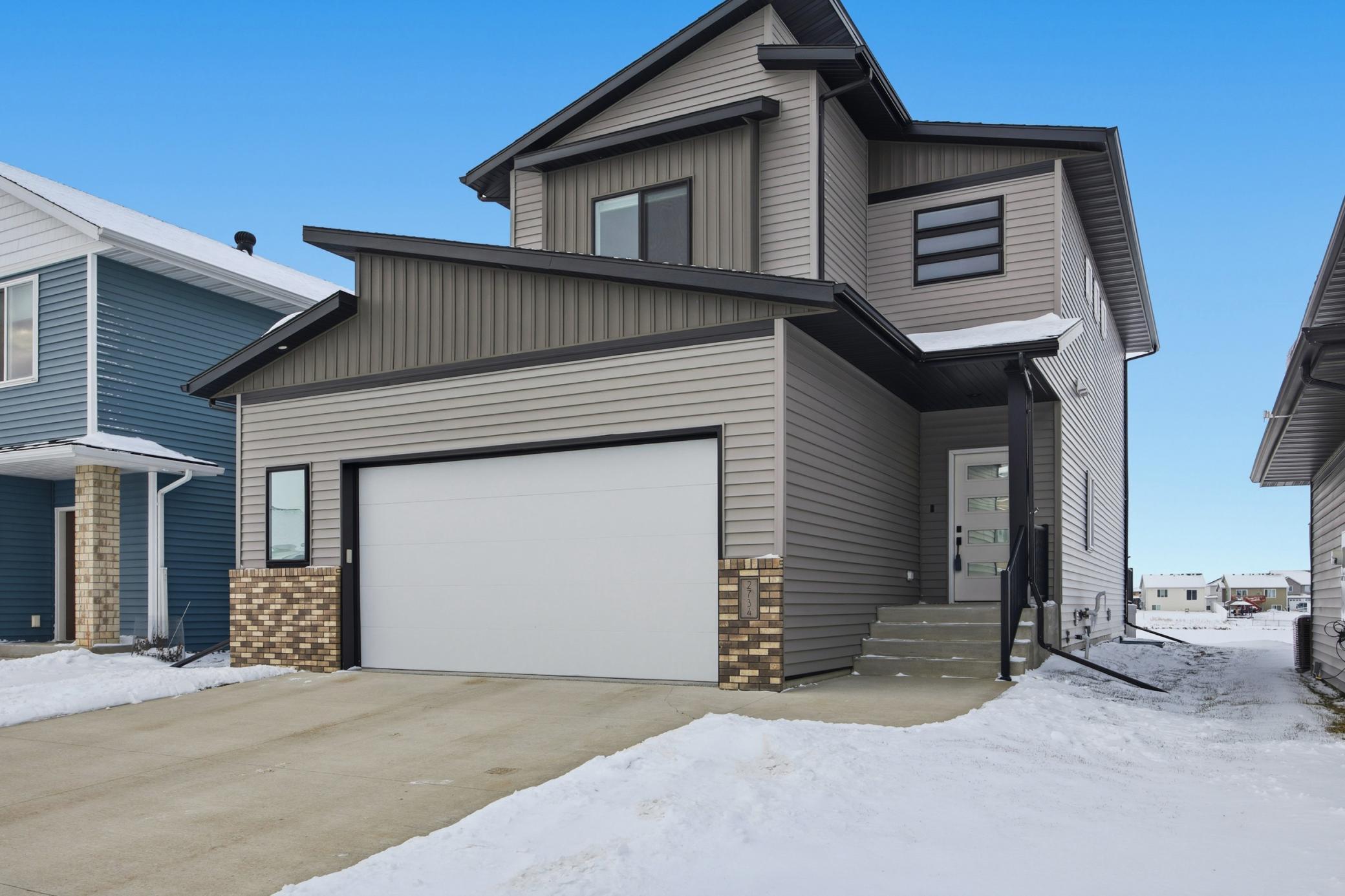 2734 12th Street W